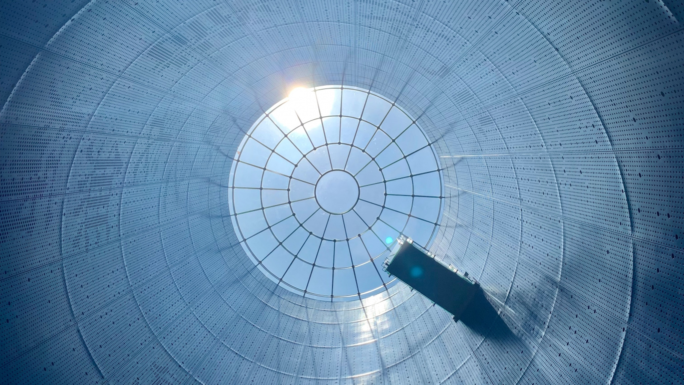 Обои синий, архитектура, круг, глаз, атмосфера в разрешении 1366x768