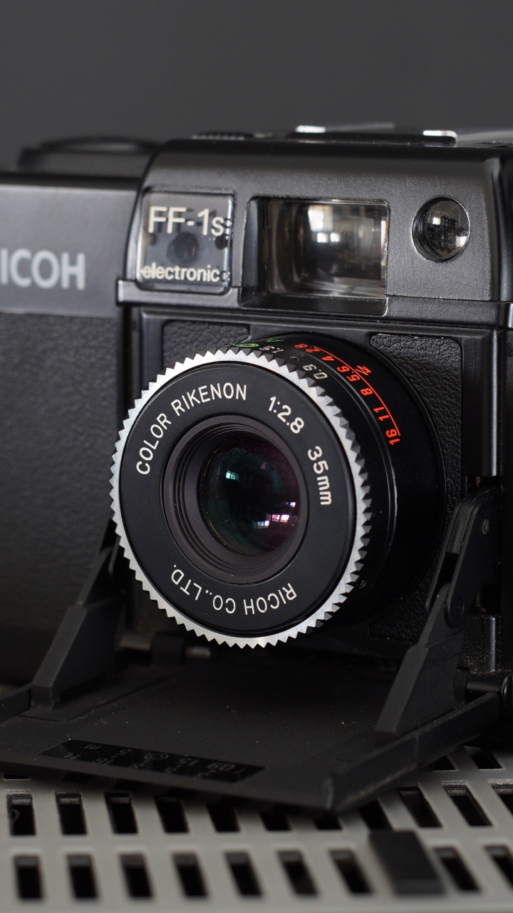 Обои объектив камеры, камера, цифровой фотоаппарат, оптика камеры, аксессуары для камеры в разрешении 720x1280