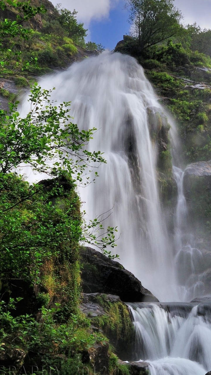 Обои водопад, природа, гидроресурсы, водоем, вода в разрешении 720x1280