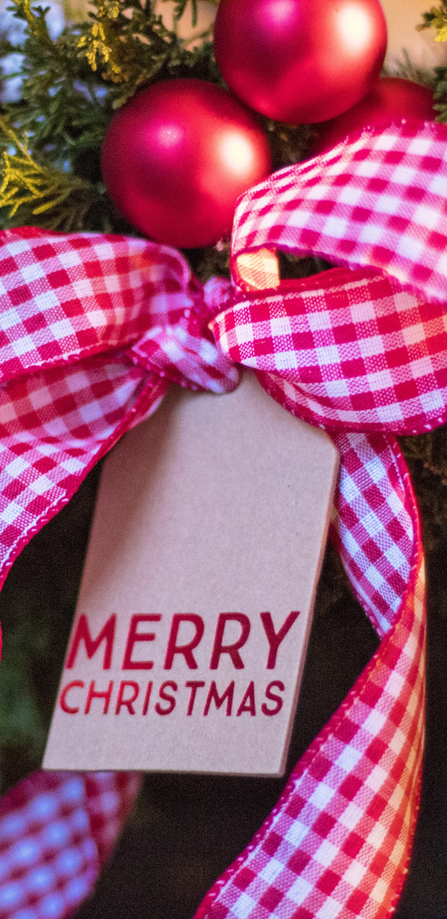 Обои Рождественский день, Новый год, Рождественские украшения, Рождество, рождественский орнамент в разрешении 1440x2960