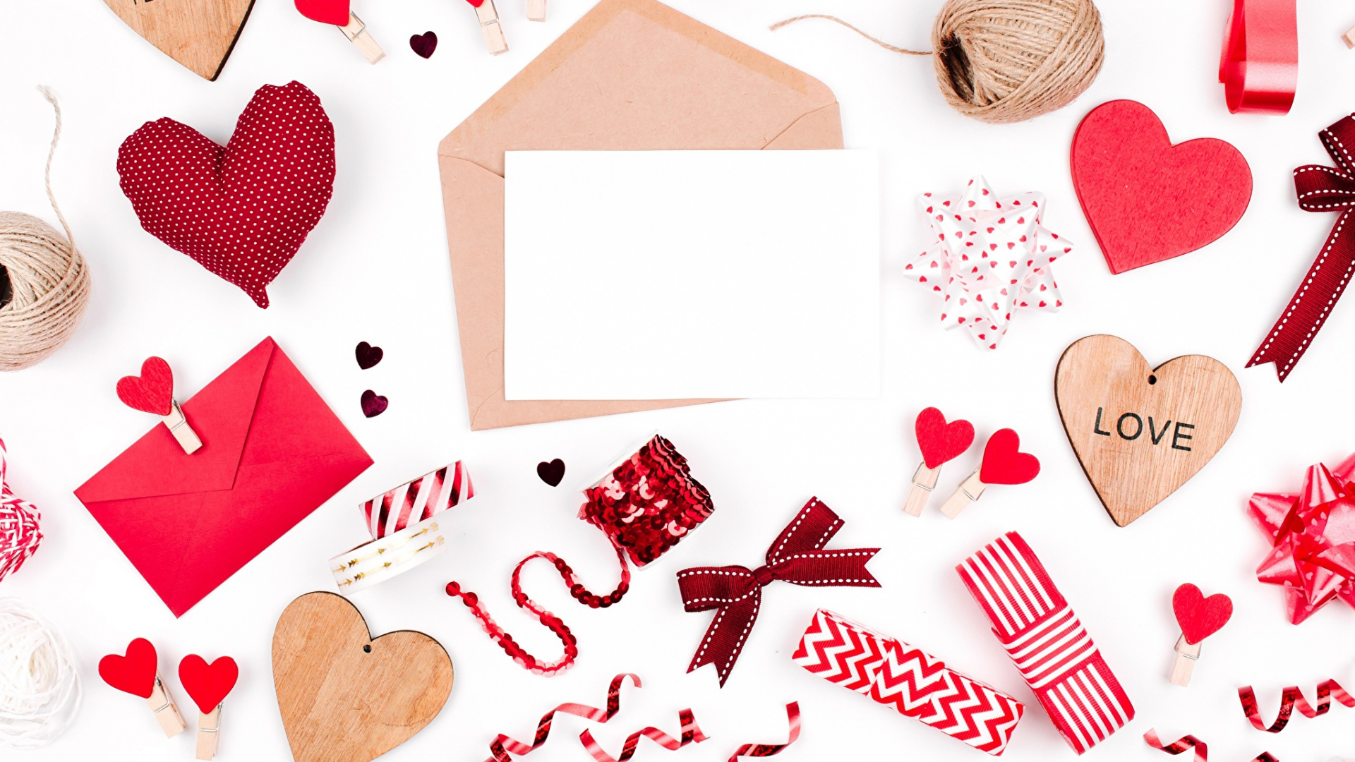 Обои День Святого Валентина, сердце, любовь, поздравительная открытка, лепесток в разрешении 1920x1080