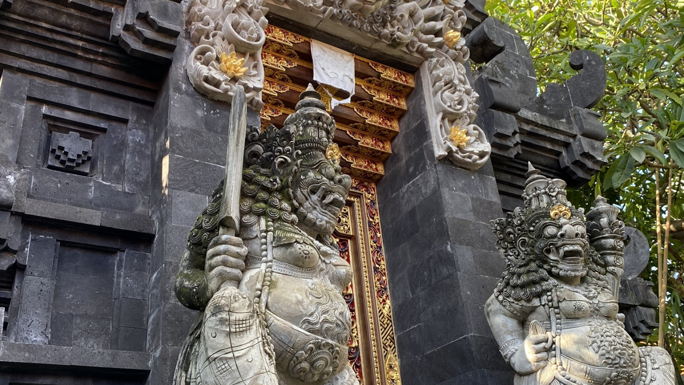 Обои бали, резьба по камню, статуя, облегчение, резьба в разрешении 1366x768