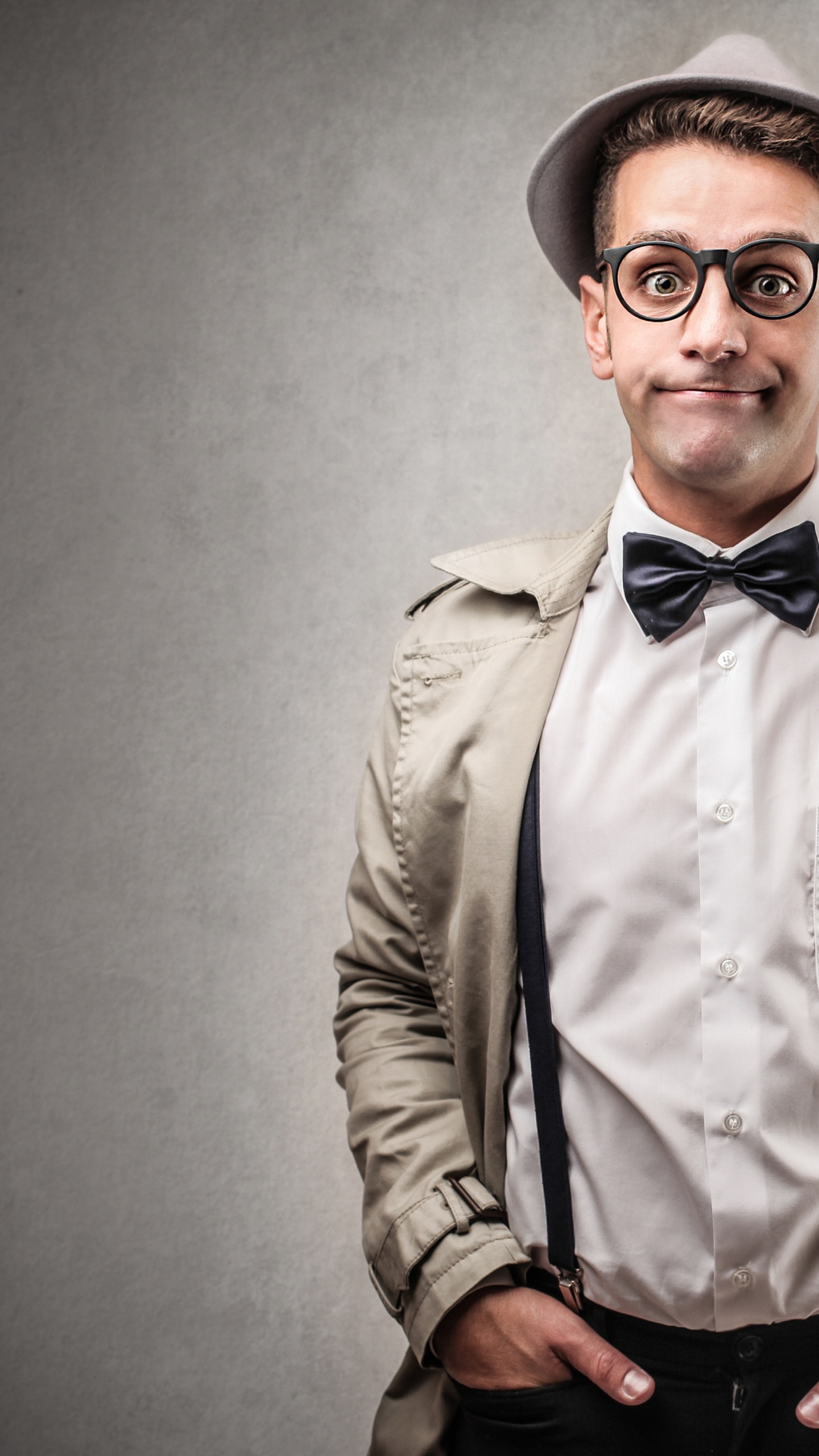 Обои шляпа, галстук, очки, фэшн, верхняя одежда в разрешении 1440x2560