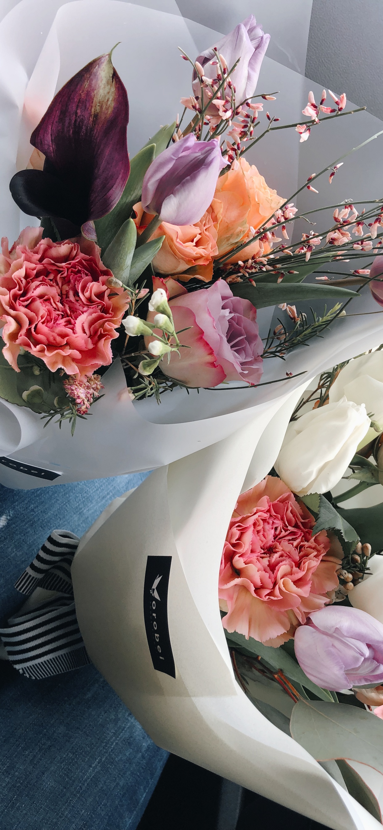 Обои цветочный букет, цветочный дизайн, Роза, срезанные цветы, искусственный цветок в разрешении 1242x2688