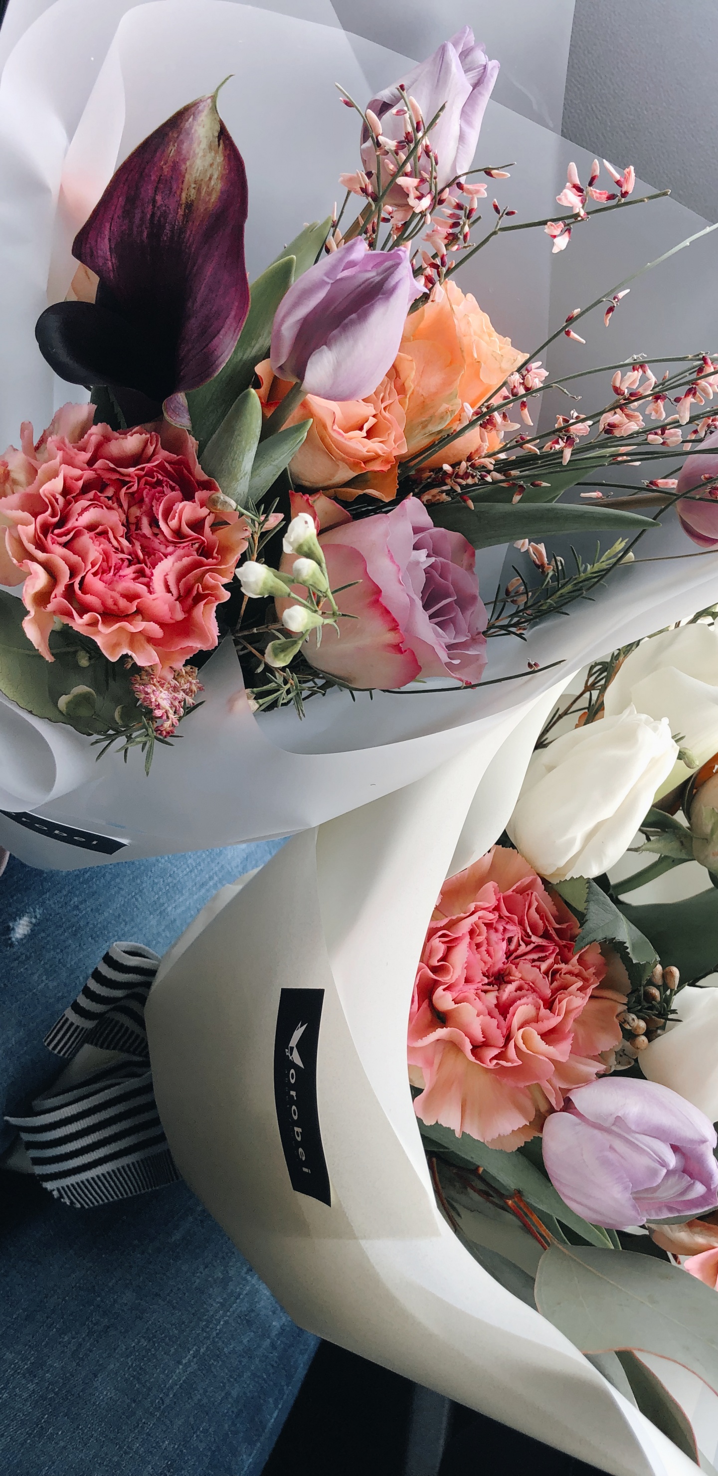 Обои цветочный букет, цветочный дизайн, Роза, срезанные цветы, искусственный цветок в разрешении 1440x2960