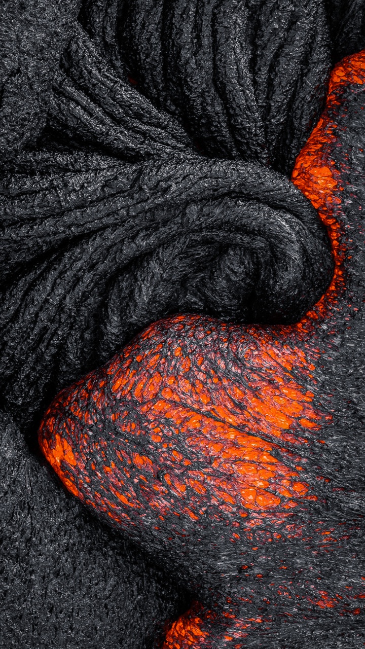 Обои Оранжевый цвет, серый цвет, древесина, автомобильные шины, арт в разрешении 720x1280