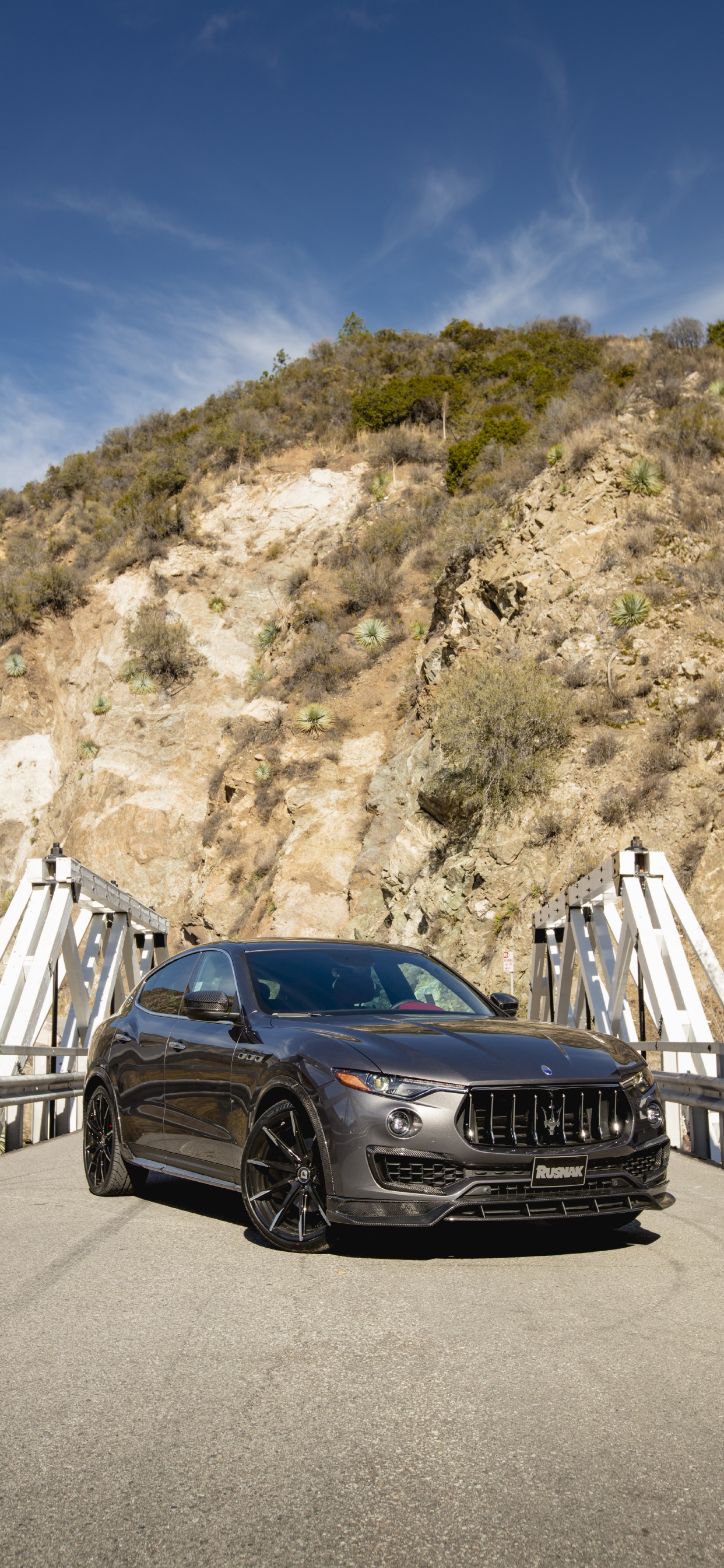 Обои Мазерати Леванте, Мазерати, авто, кроссовер, Audi Allroad в разрешении 1242x2688