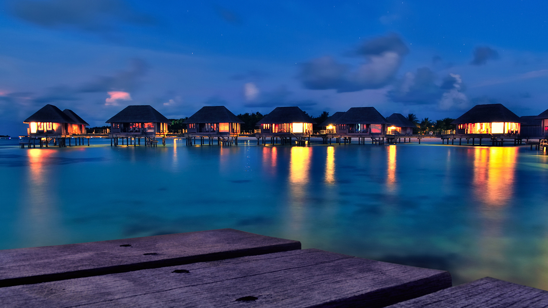 Обои Мальдивы, вода, вечер, сумрак, море в разрешении 1920x1080