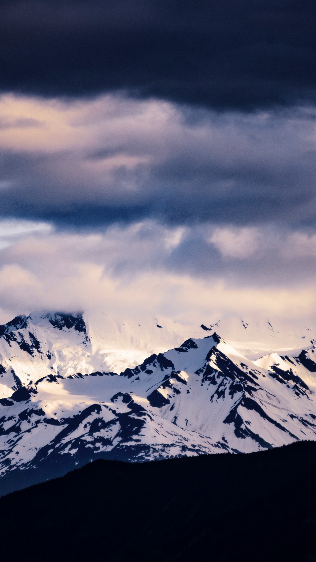 Обои soundcloud, облако, гора, атмосфера, склон в разрешении 1080x1920