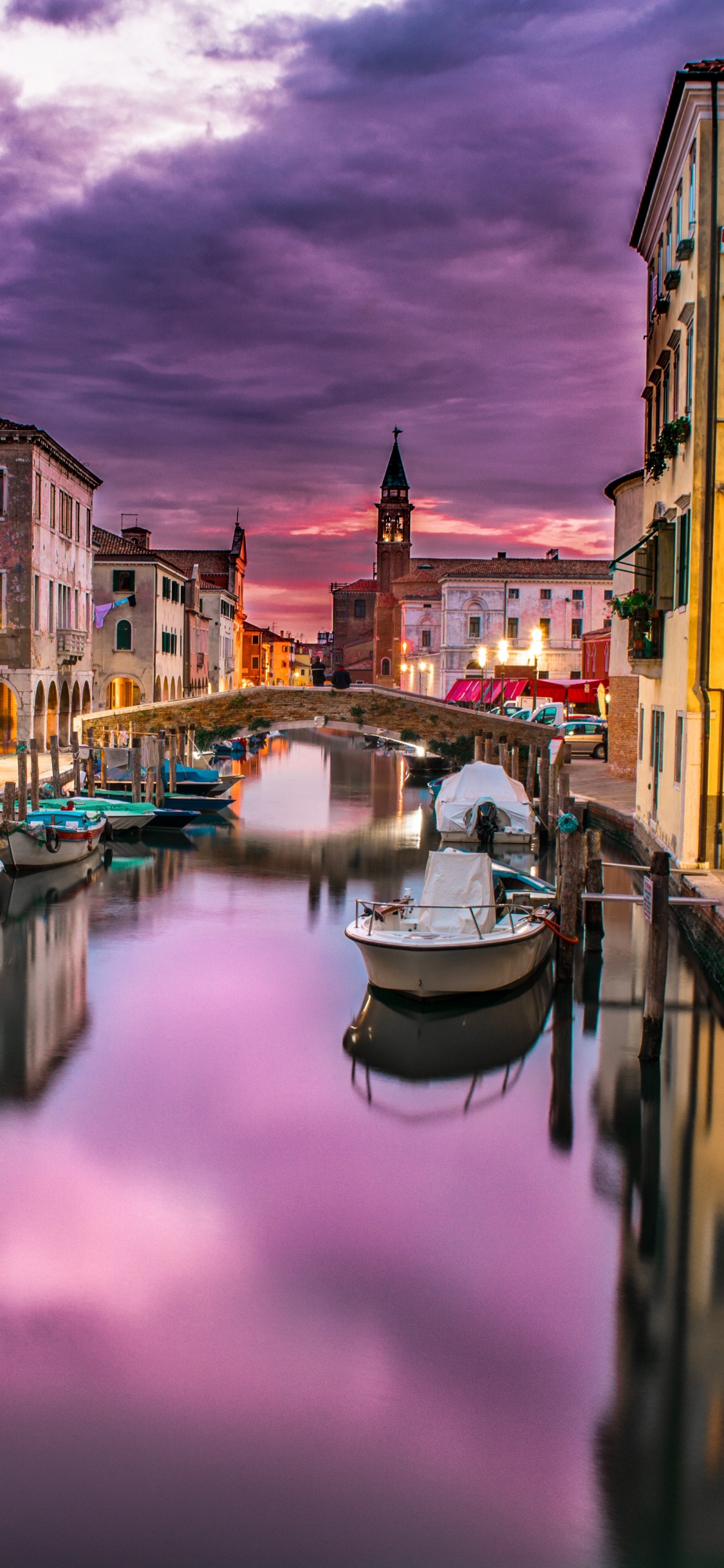 Обои путешествие, канал, водный путь, водоем, отражение в разрешении 1125x2436