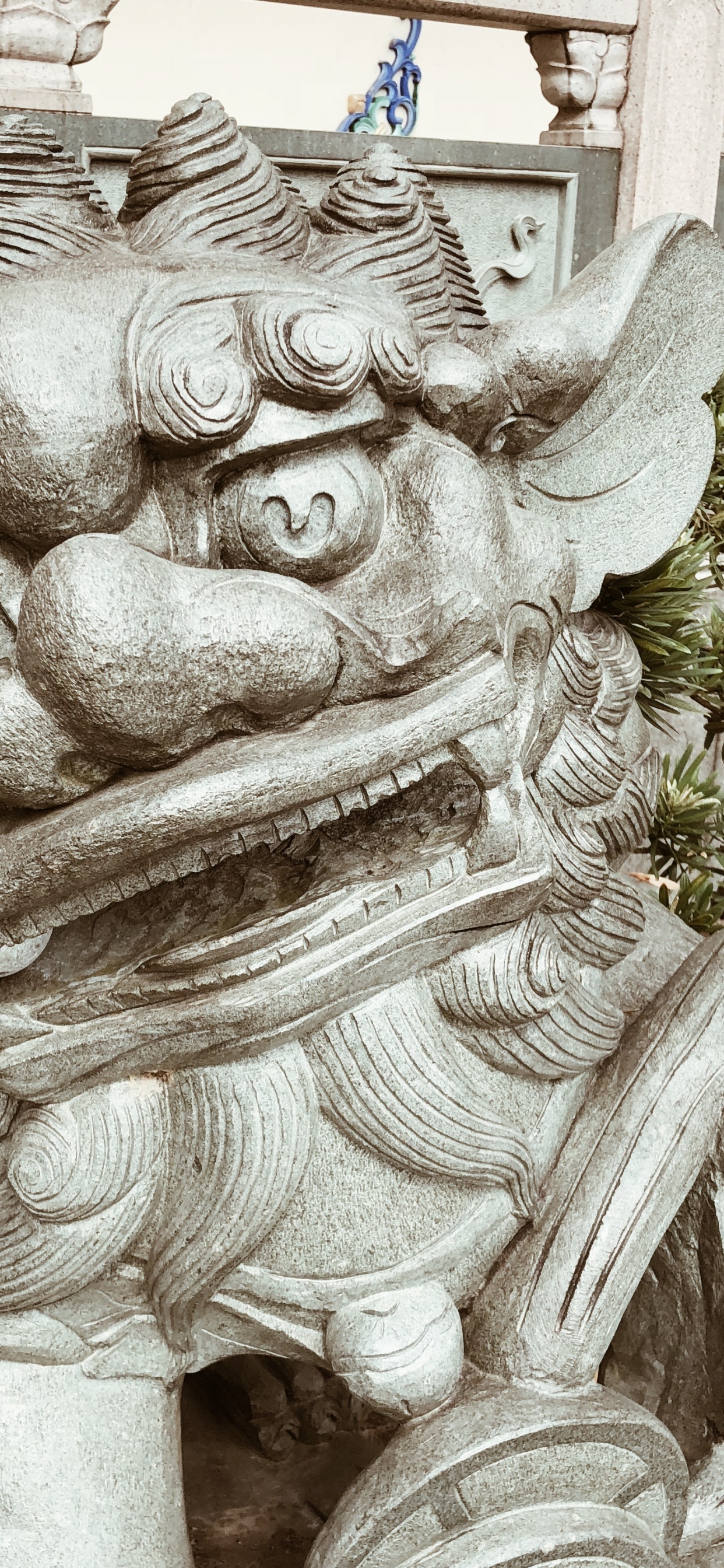 Обои резьба по камню, статуя, арт, классическая скульптура, скульптура в разрешении 1242x2688