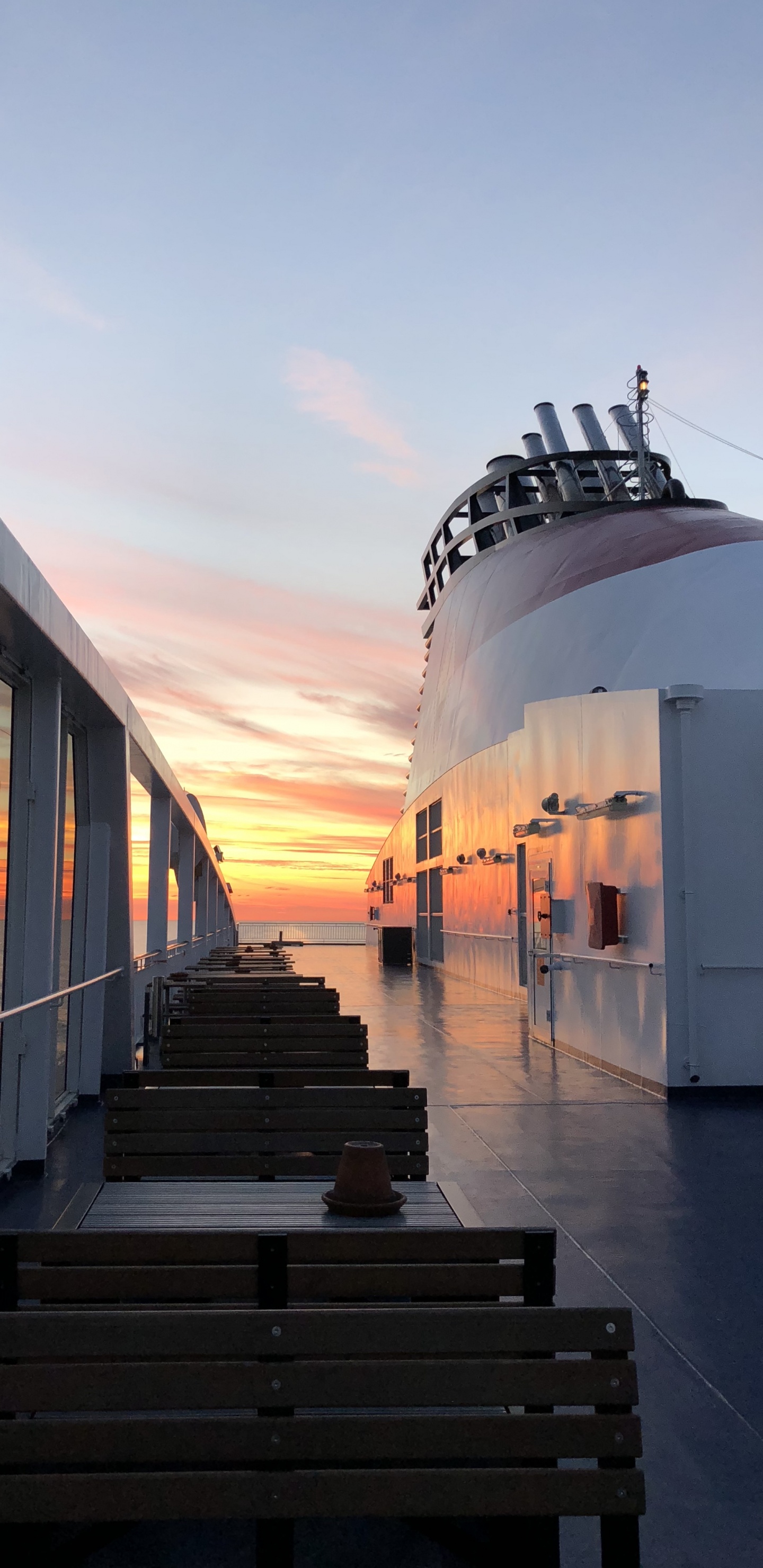 Обои вода, достопримечательность, восход солнца, закат, солнечный свет в разрешении 1440x2960