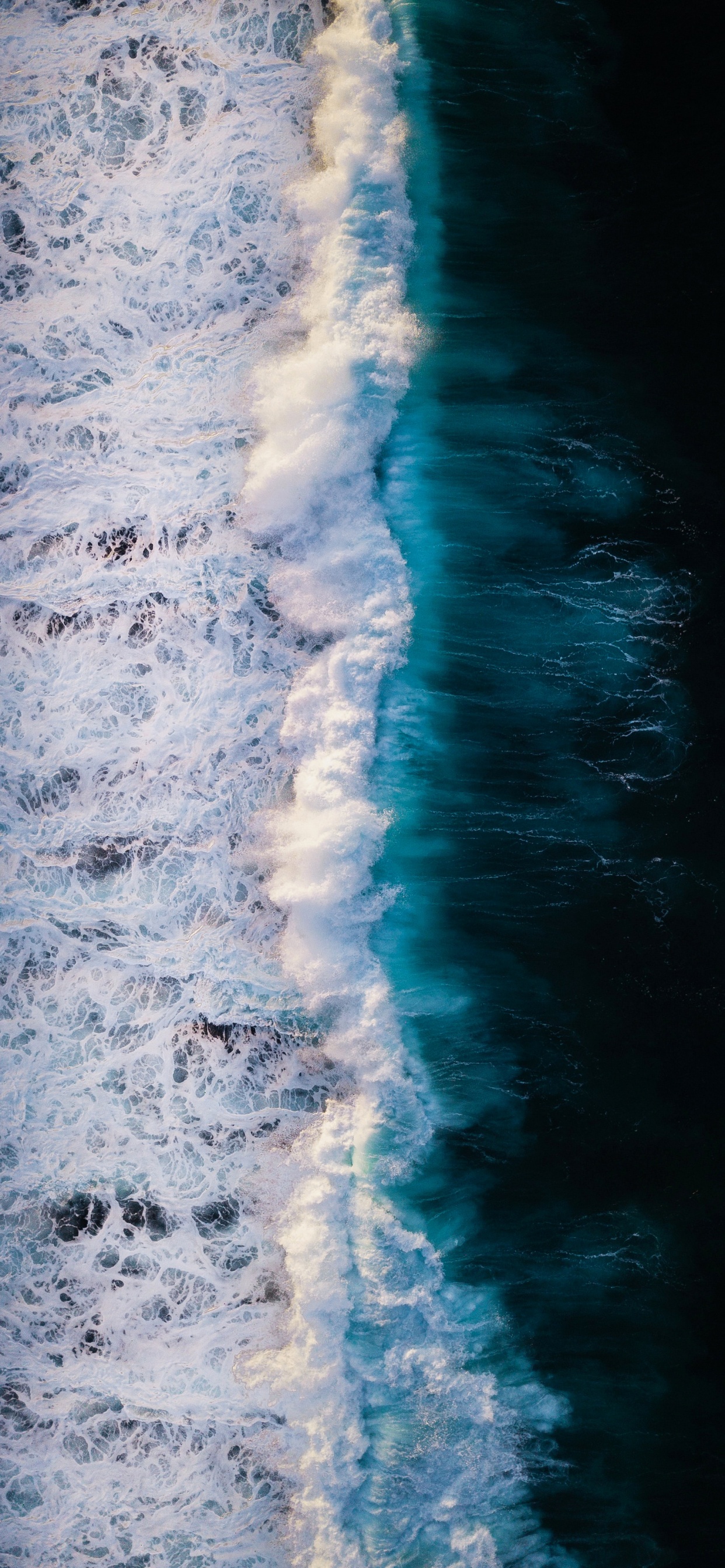 Обои смартфон, ios, вода, гидроресурсы, облако в разрешении 1242x2688