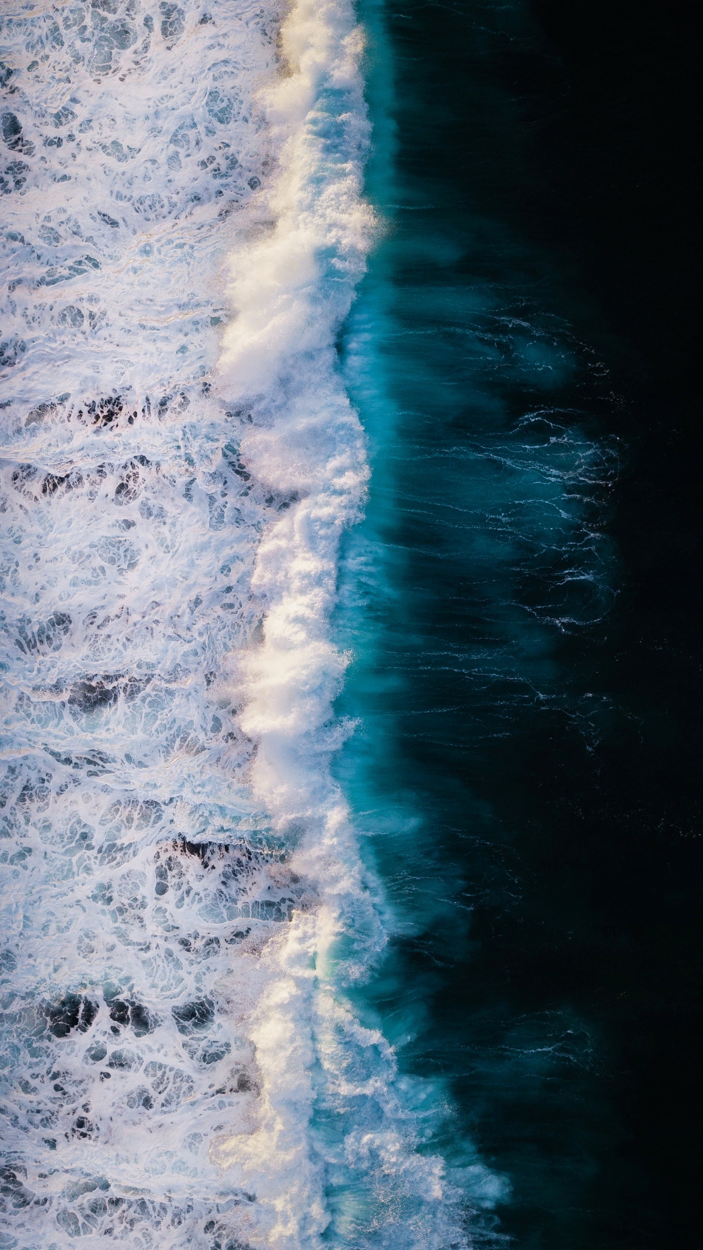 Обои смартфон, ios, вода, гидроресурсы, облако в разрешении 1440x2560