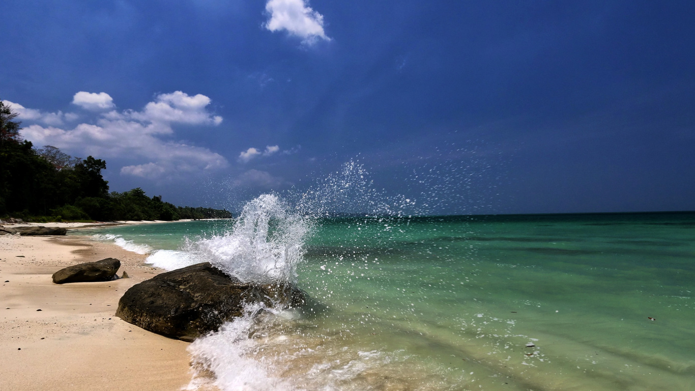 Обои Пляж Радханагар, Остров Neill, Пляж Виджей-Нагар, пляж, море в разрешении 1366x768