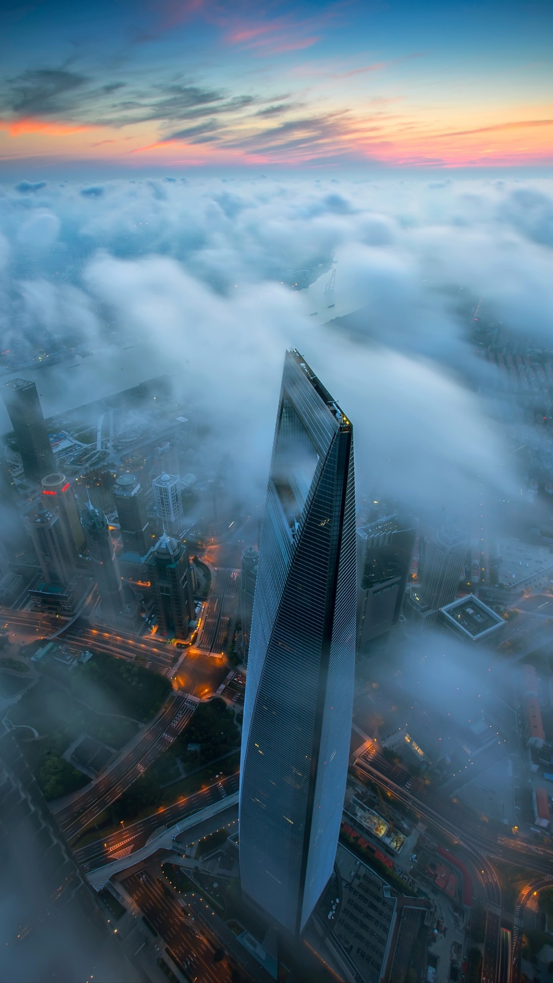 Обои Восточная жемчужина телевизионная башня, Шанхайская Башня, Шанхайский Всемирный Финансовый Центр, Башня Цзинь Мао, небоскреб в разрешении 1080x1920