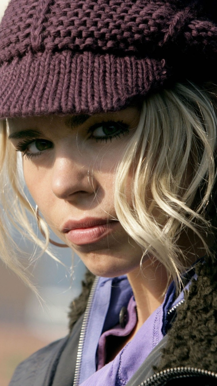 Обои Доктор Кто, красота, вязаная шапочка, круглая шапочка, головной убор в разрешении 750x1334