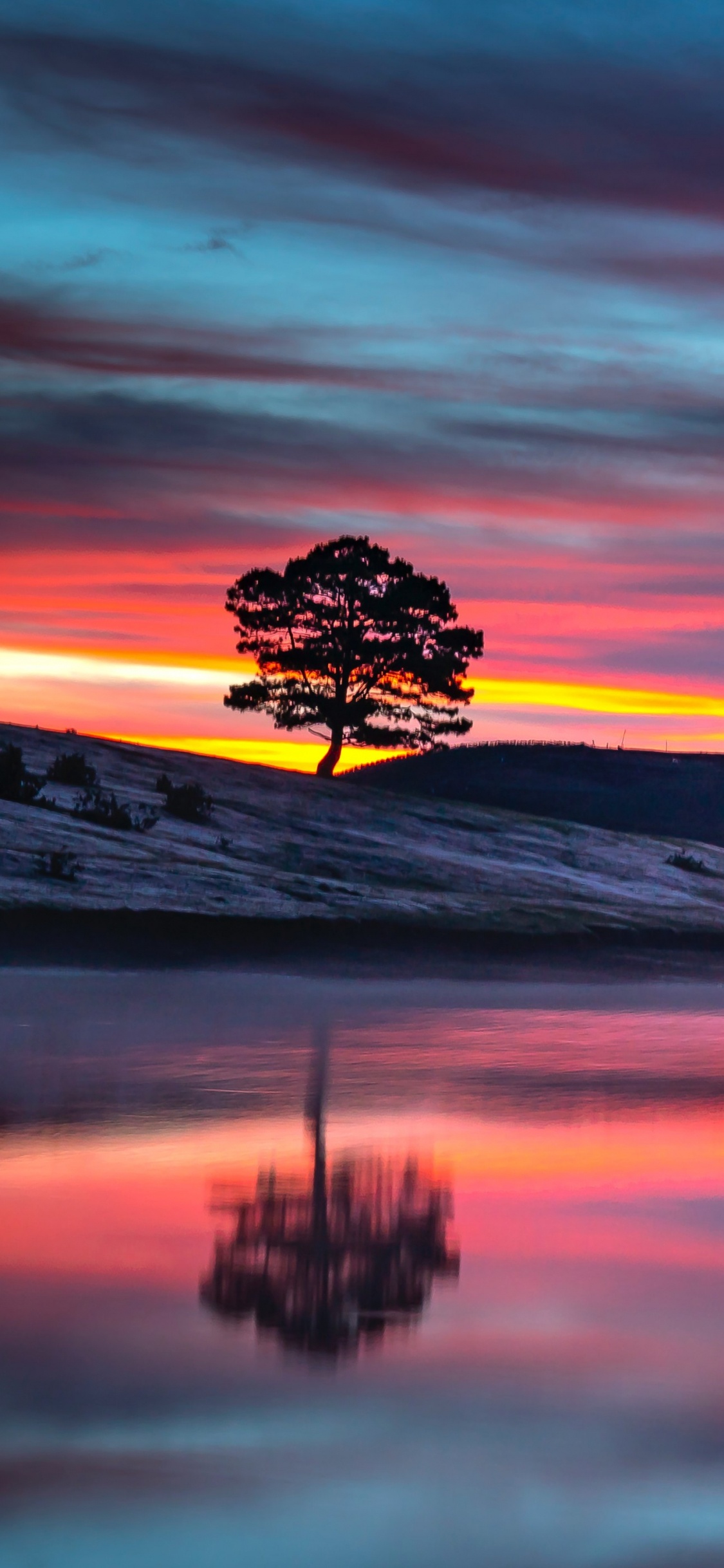 Обои голубая вода хоспис, облако, вода, атмосфера, природный ландшафт в разрешении 1125x2436