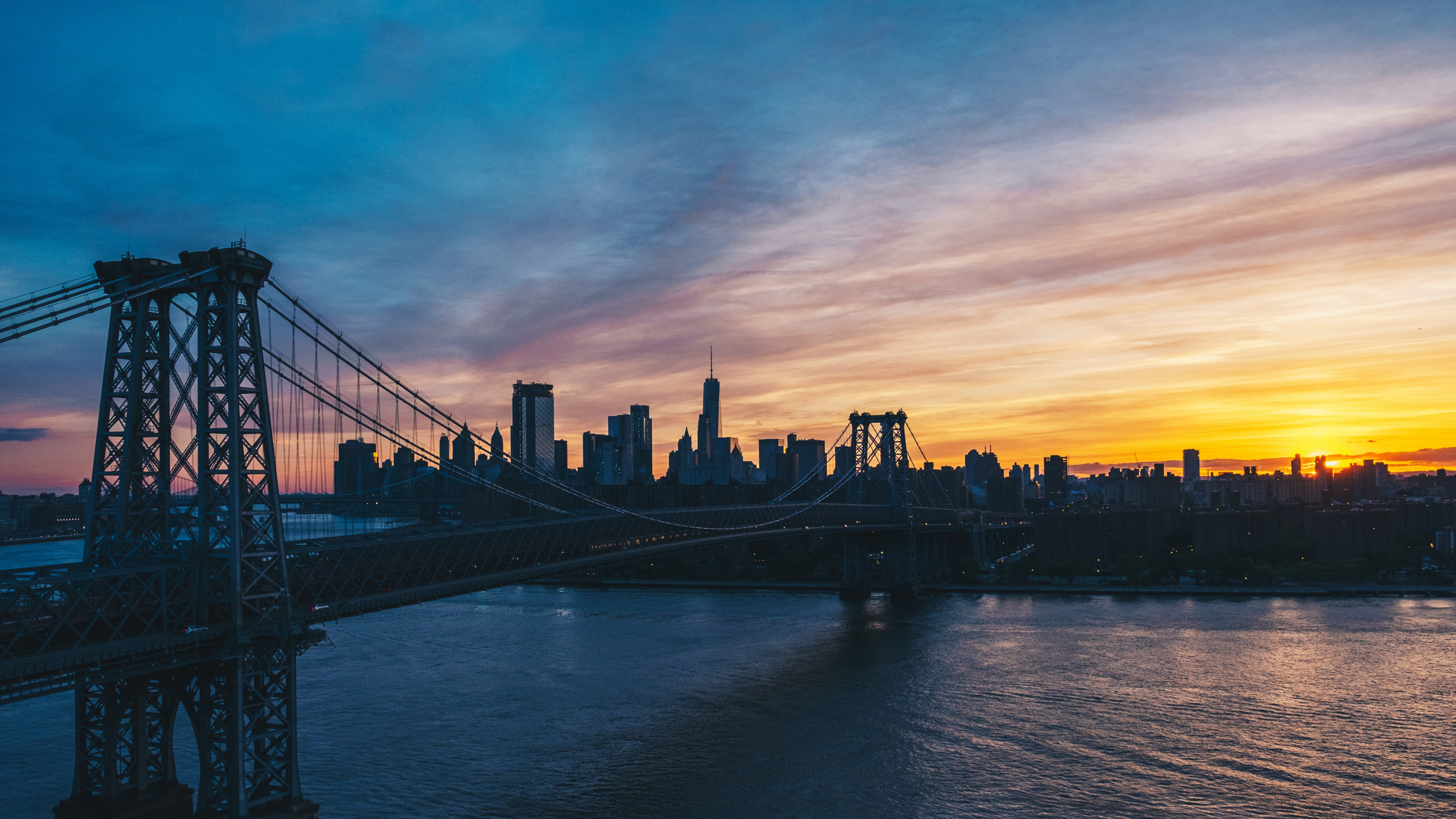 Обои облако, вода, здание, послесвечение, небоскреб в разрешении 3840x2160