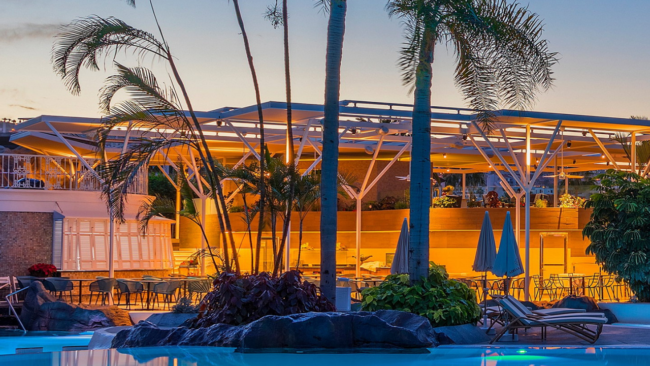 Обои Пуэрто-Рико-де-Гран-Канария, палка лужа, пляж Фааб, плавательный бассейн, прибежище в разрешении 1280x720