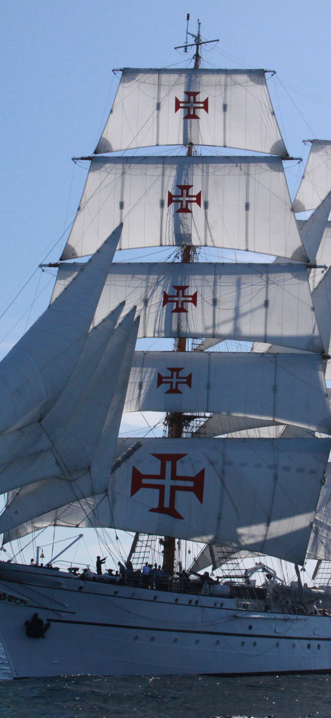 Обои море, корабль, парусник, мачта, высокий корабль в разрешении 1125x2436