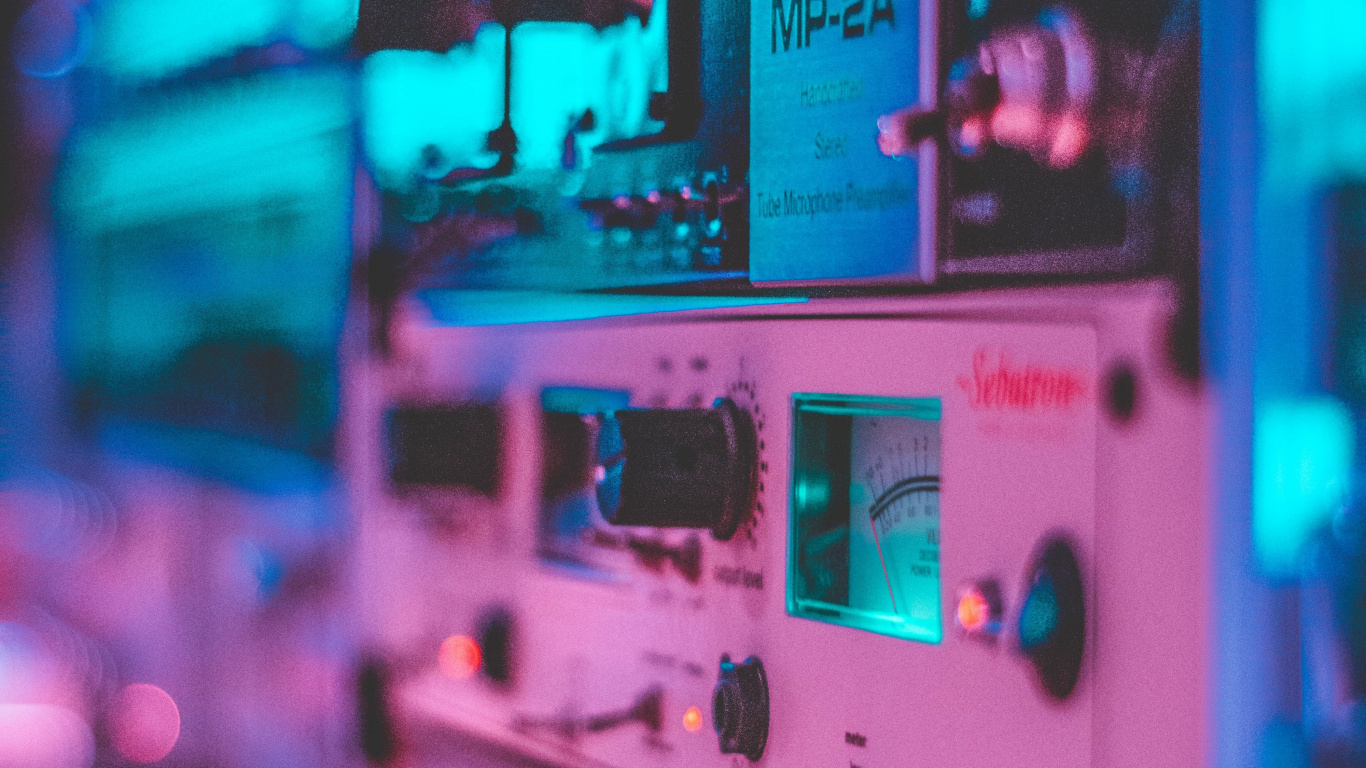 Обои синий, электроника, розовый, технологии, пурпурный цвет в разрешении 1366x768