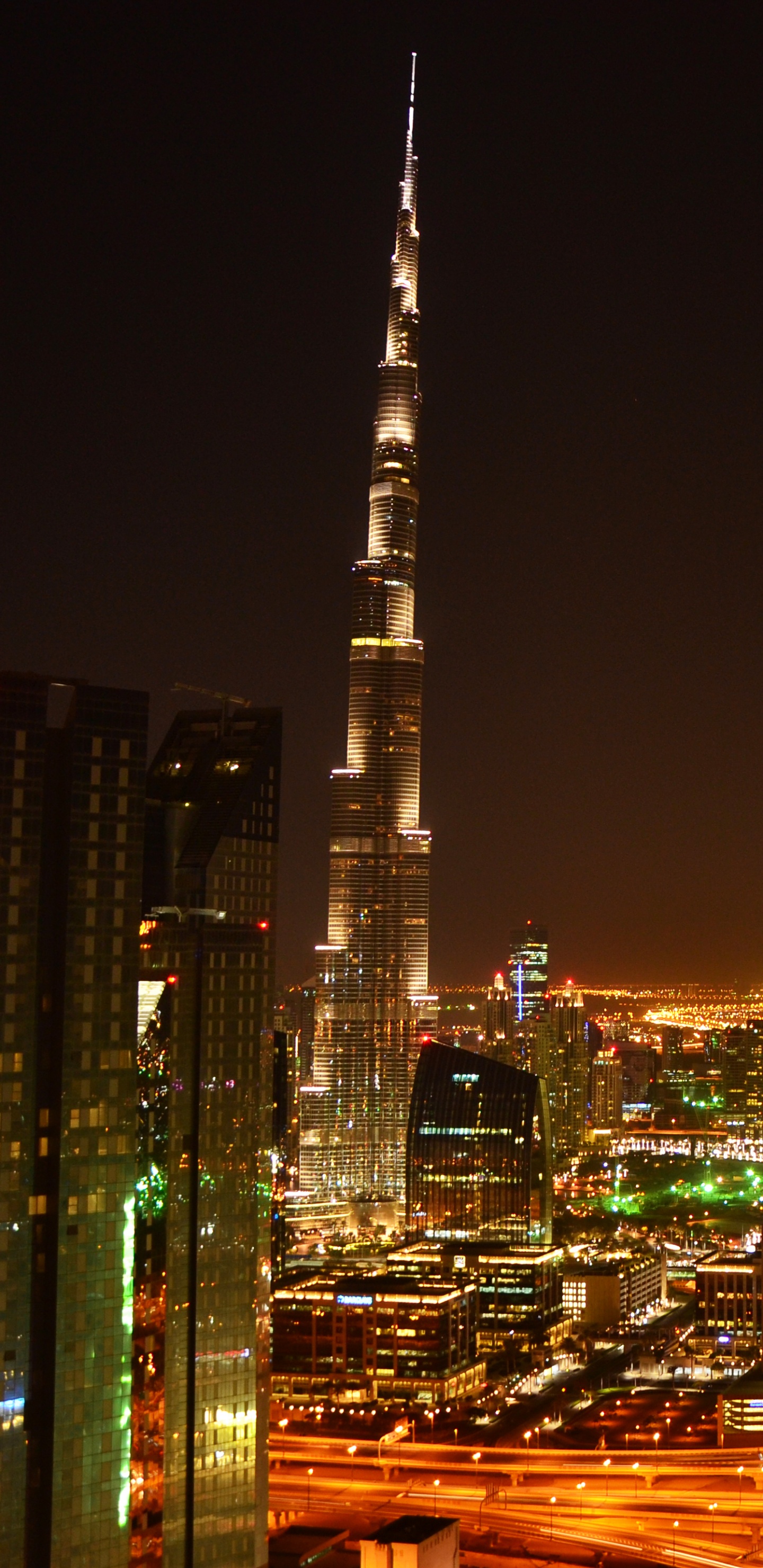 Обои Бурдж Халифа, городской пейзаж, метрополия, город, городской район в разрешении 1440x2960