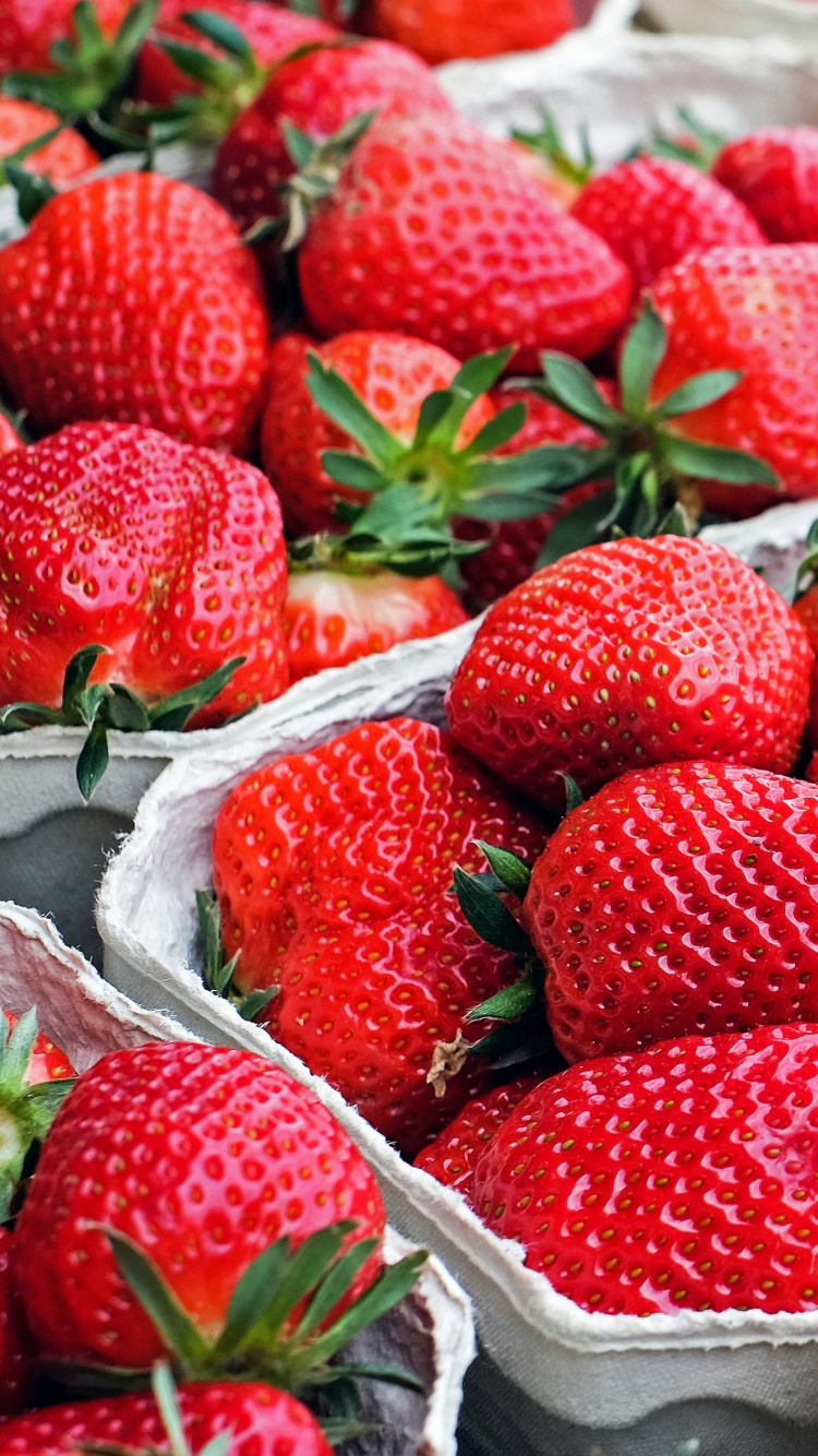 Обои клубника, природные продукты, фрукты, пища, суперфуд в разрешении 750x1334