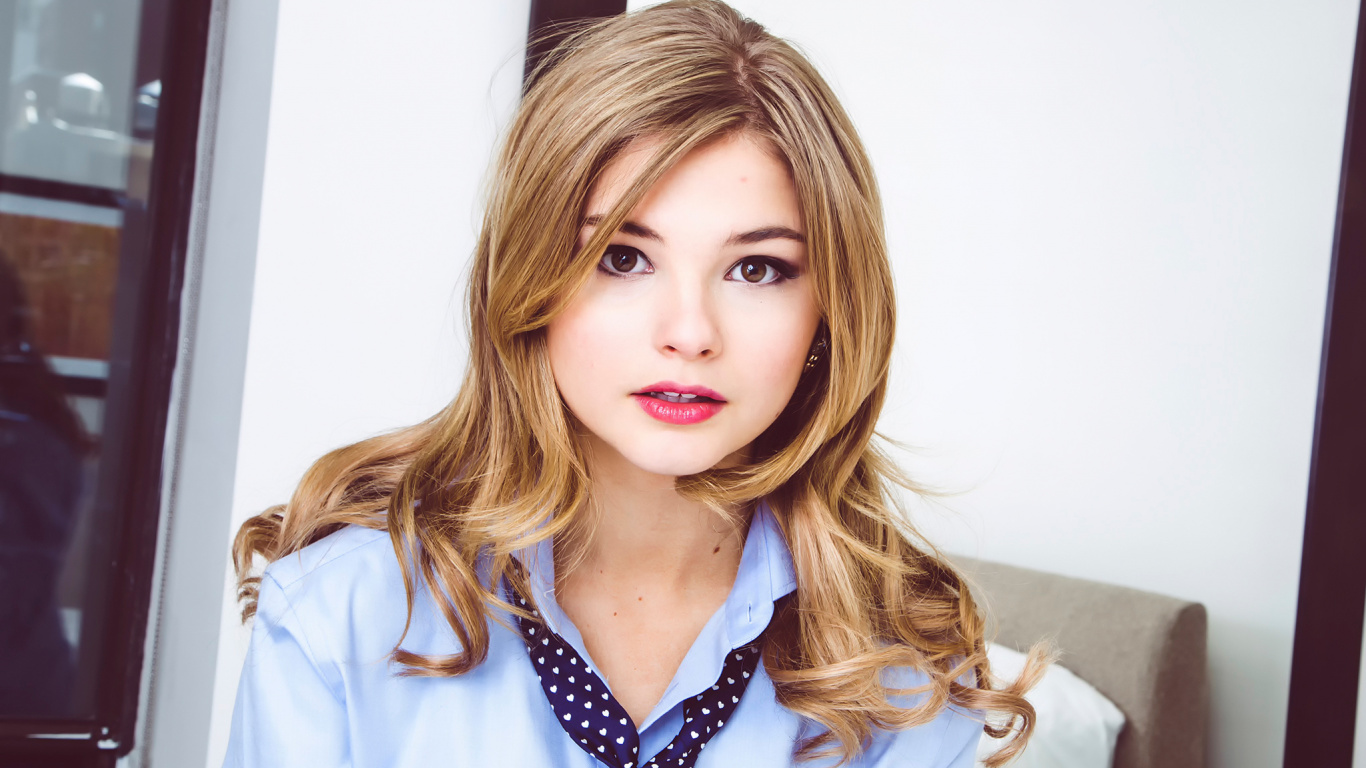 Обои знаменитость, волосы, лицо, блондин, губа в разрешении 1366x768