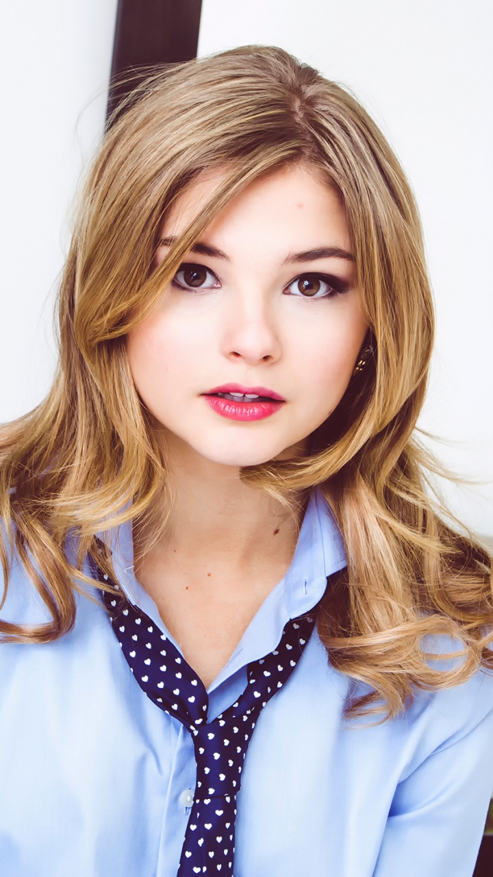 Обои знаменитость, волосы, лицо, блондин, губа в разрешении 720x1280