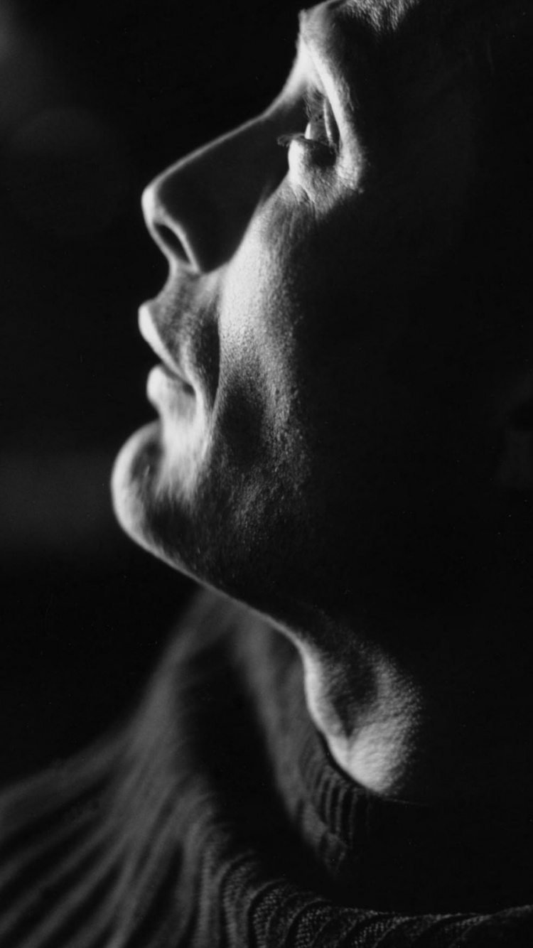 Обои актер, черный, монохромный, свет, Джек Кроуфорд в разрешении 750x1334