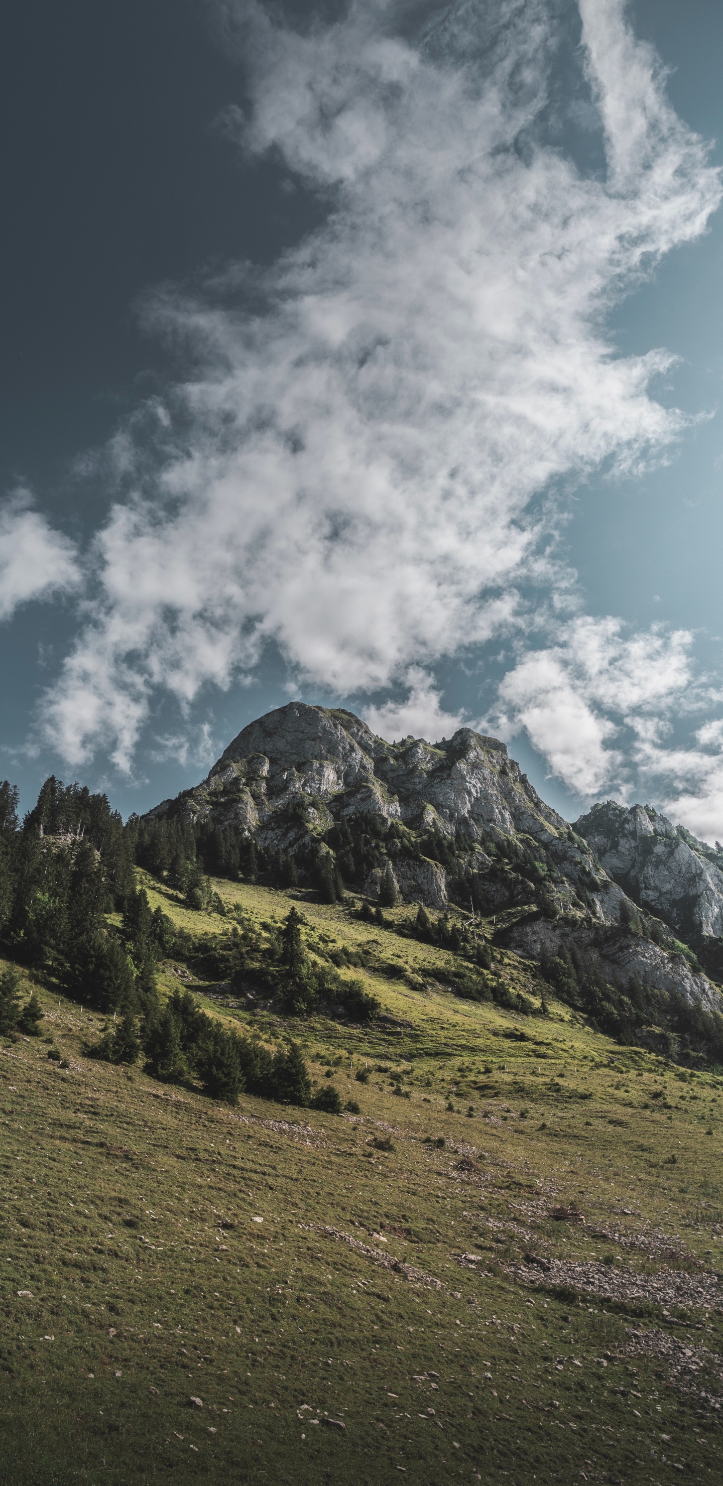 Обои горный хребет, гора, горный рельеф, нагорье, облако в разрешении 1440x2960