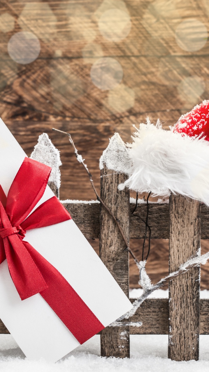 Обои Рождественский день, зима, снег, Рождество, праздник в разрешении 720x1280