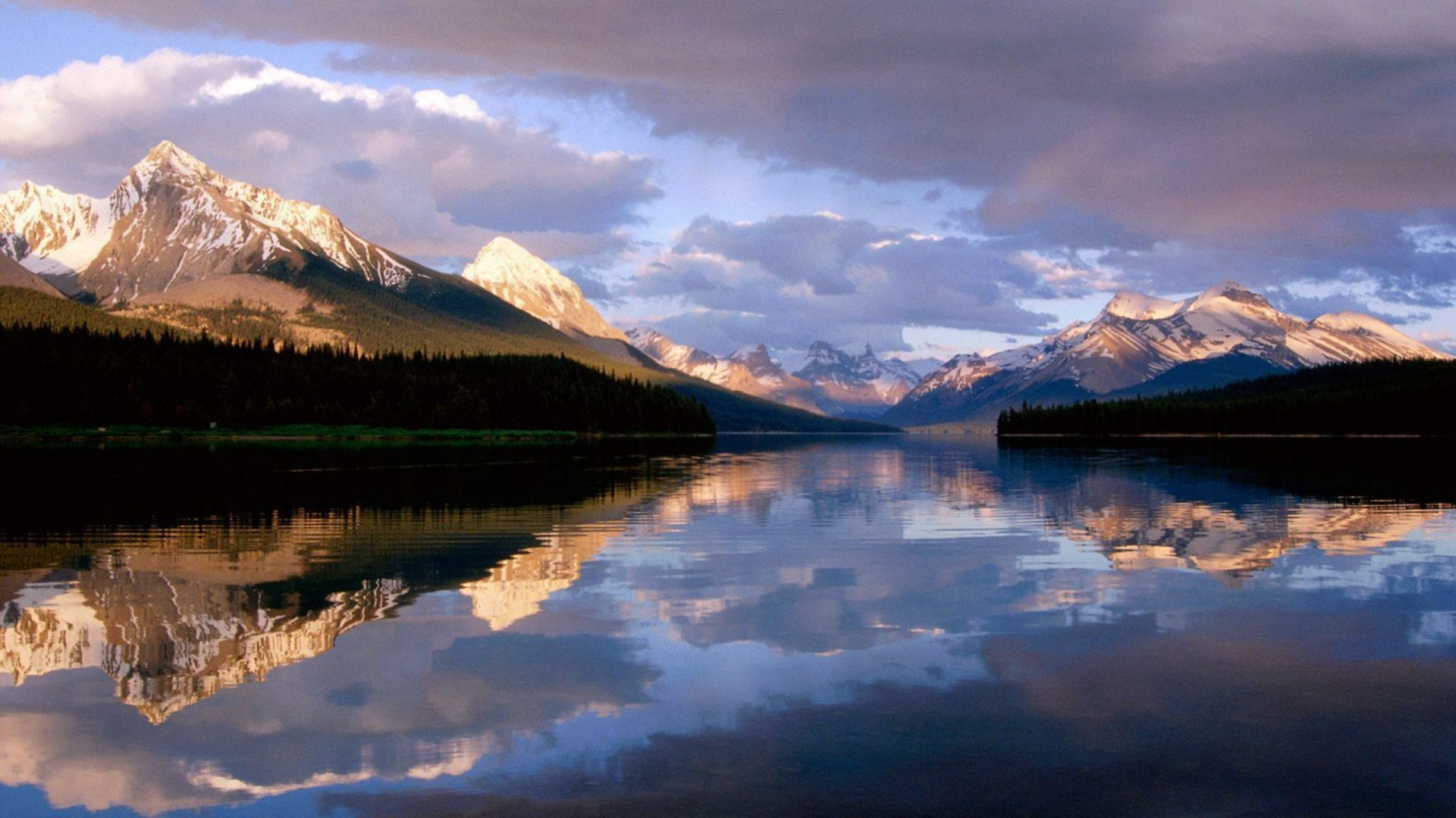 Обои национальный парк Джаспер, Дух Острова, Джаспер, Нижнее Озеро Кламат, природа в разрешении 1920x1080