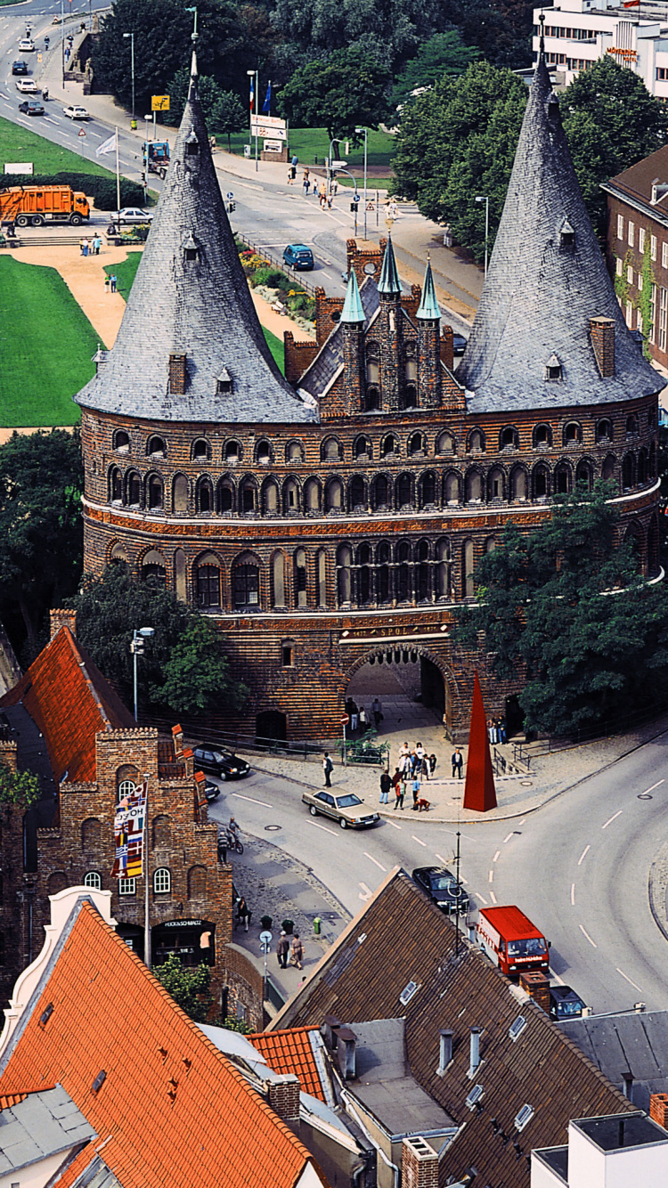 Обои туризм, здание, городок, храм, город в разрешении 750x1334