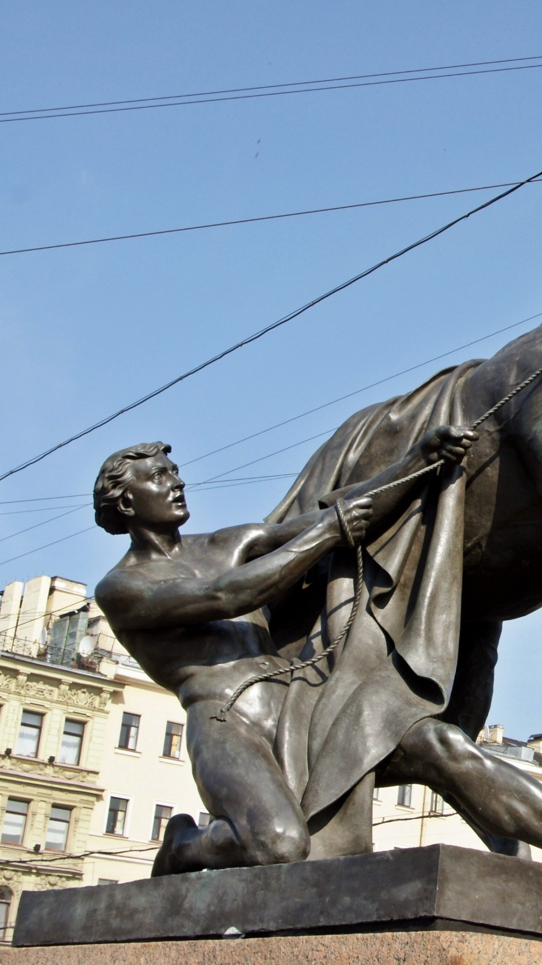 Обои статуя, скульптура, памятник, конь, классическая скульптура в разрешении 1080x1920