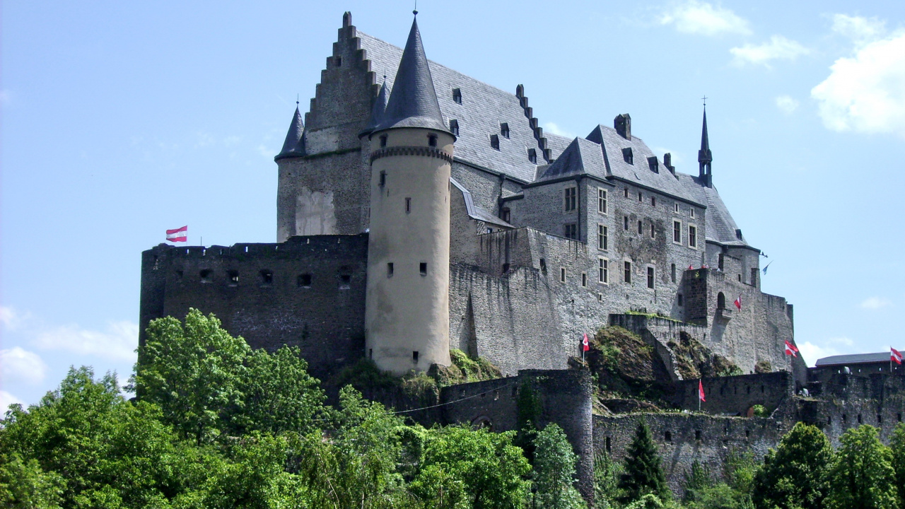 Обои замок, средневековая архитектура, здание, фортификация, башни в разрешении 1280x720