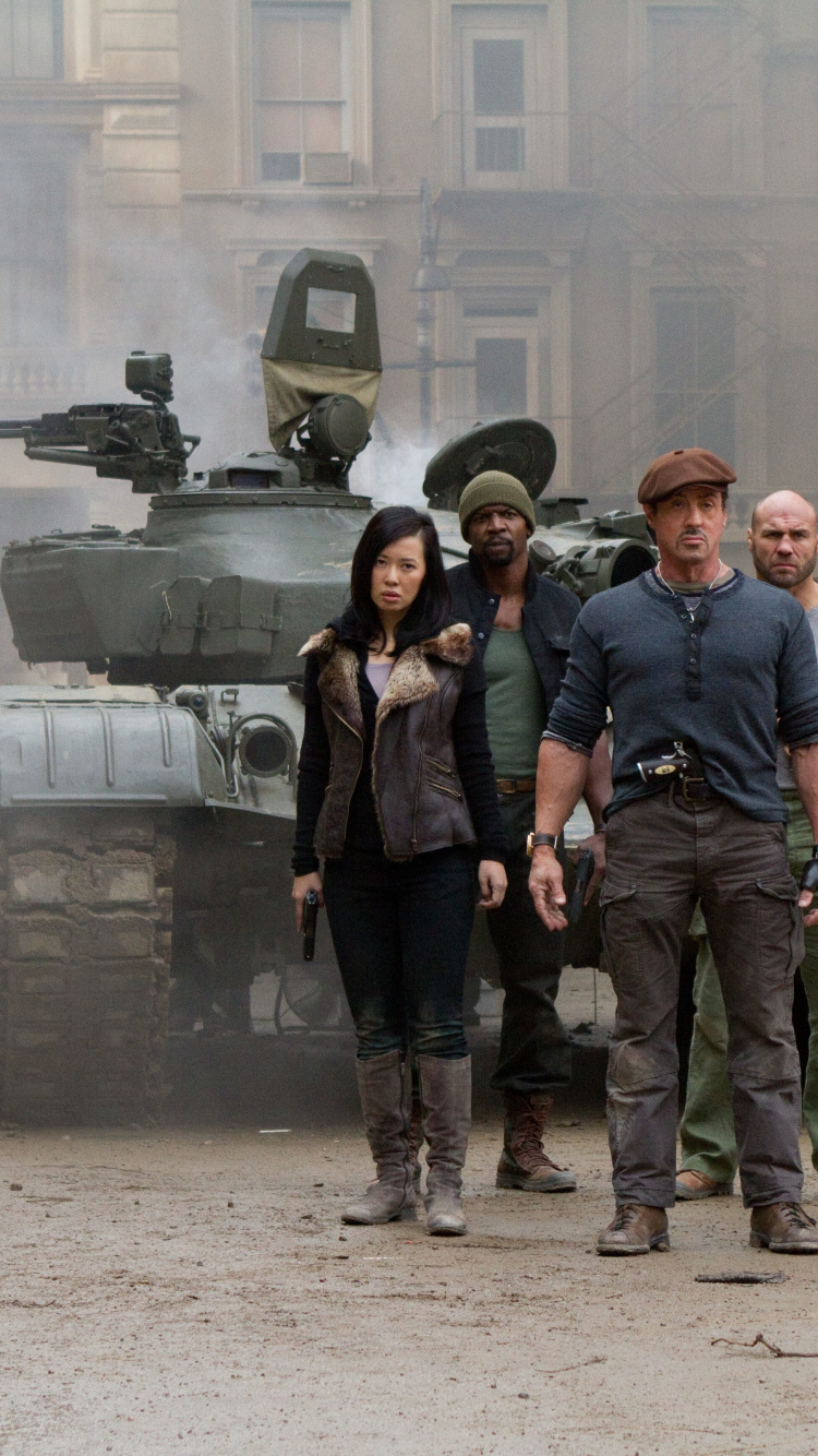 Обои Сильвестр Сталлоне, Неудержимые 2, Неудержимые, траншея, фильм в разрешении 750x1334