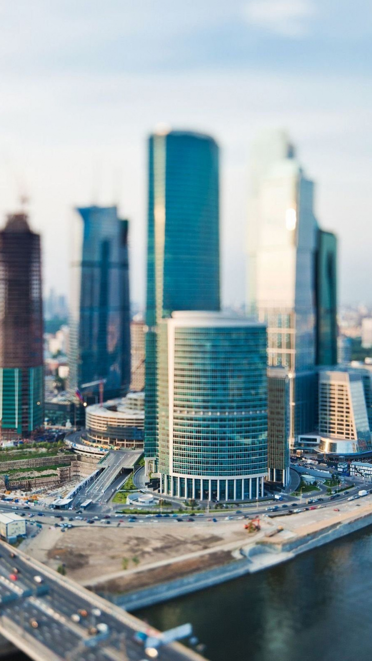 Обои Москва-река, город, городской пейзаж, городской район, небоскреб в разрешении 750x1334