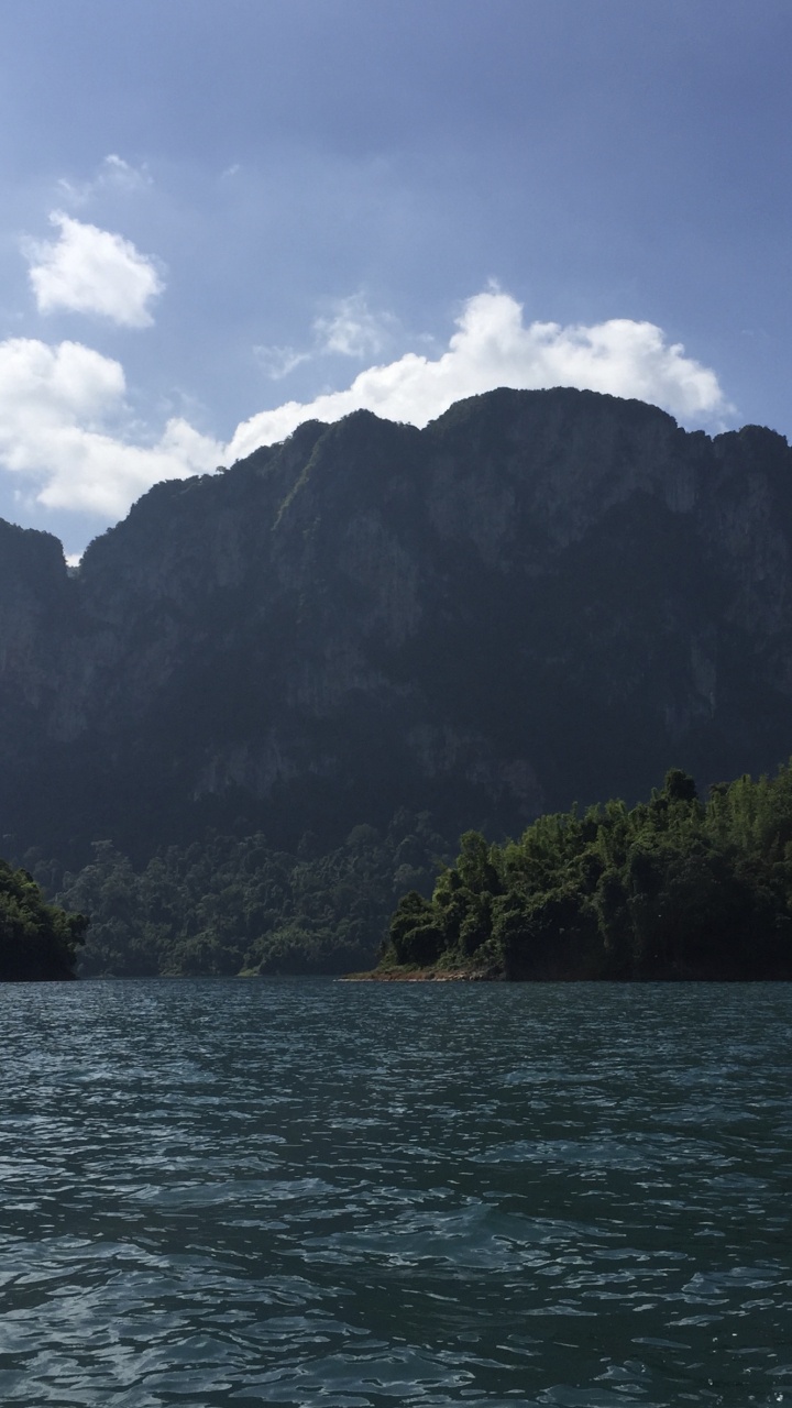 Обои длинный пляж, ушуая, горный рельеф, облако, природный ландшафт в разрешении 720x1280