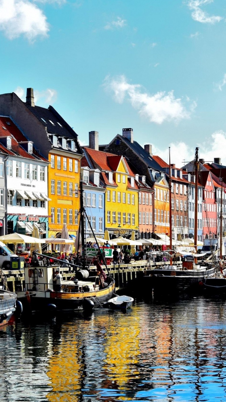 Обои Дания, перевозка воды, водный путь, канал, гавань в разрешении 720x1280