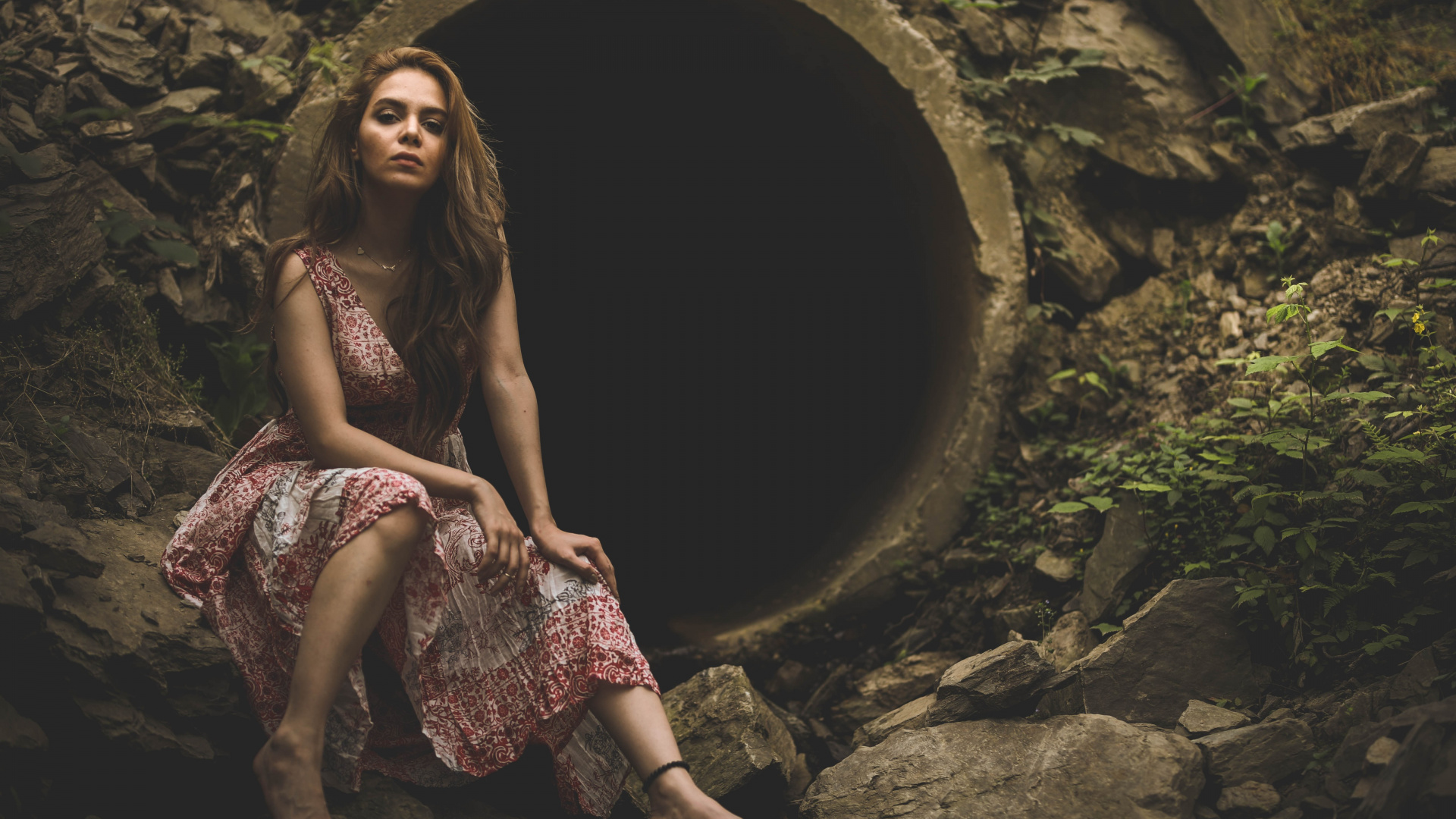 Обои красота, Адоб Лайтрум, цифровой негатив, волосы, растение в разрешении 1920x1080