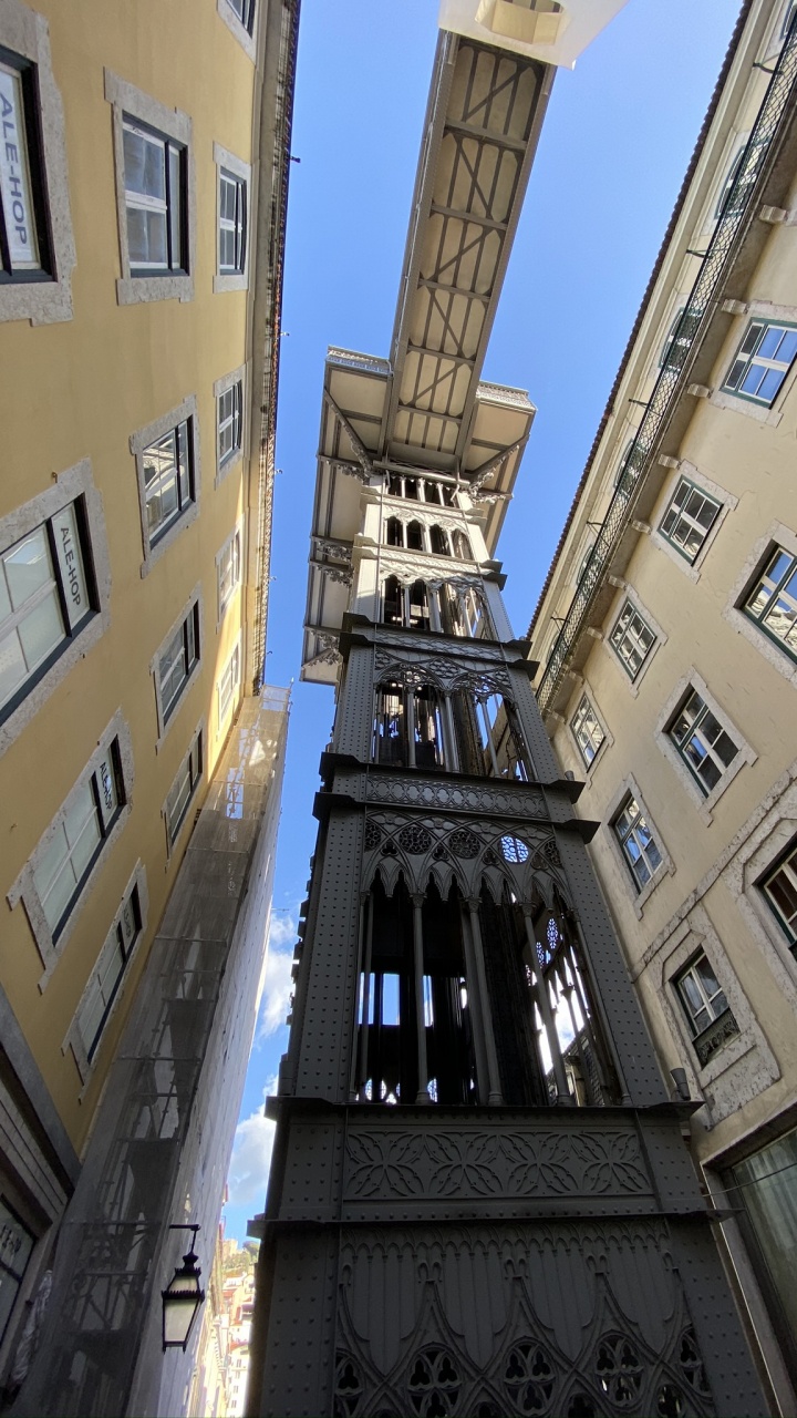 Обои ориентир, архитектура, фасад, инфраструктура, квартира в разрешении 720x1280