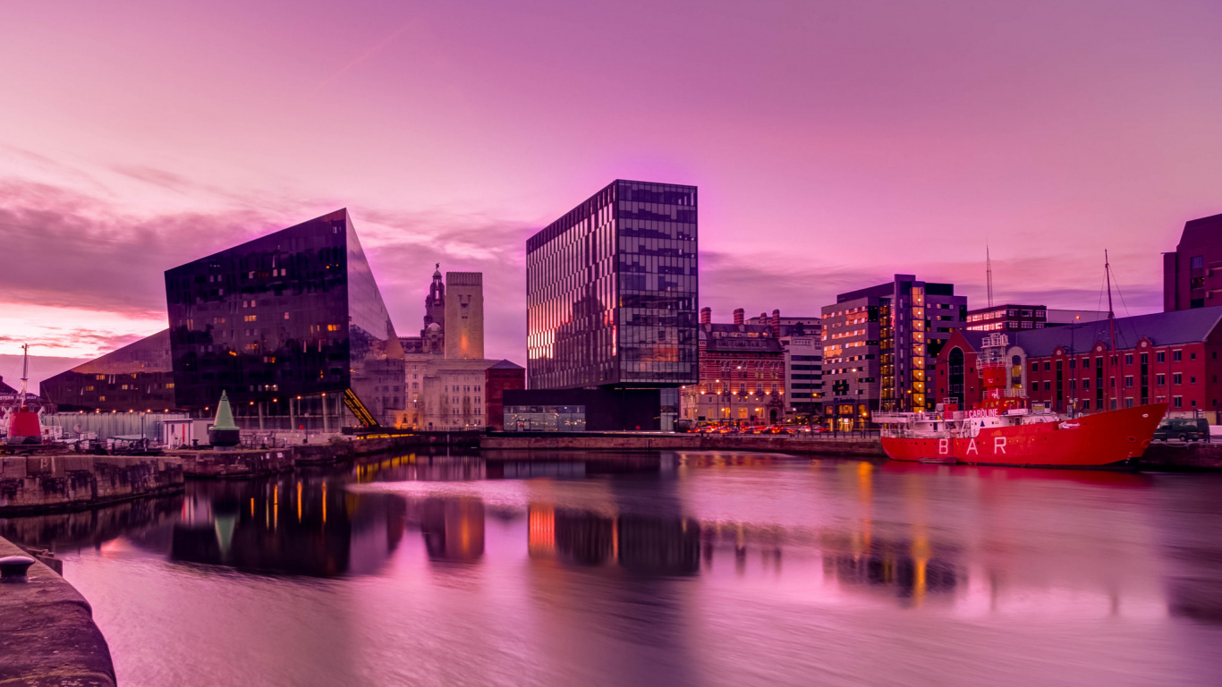 Обои Ливерпуль ФК, городской пейзаж, город, отражение, пурпур в разрешении 1366x768
