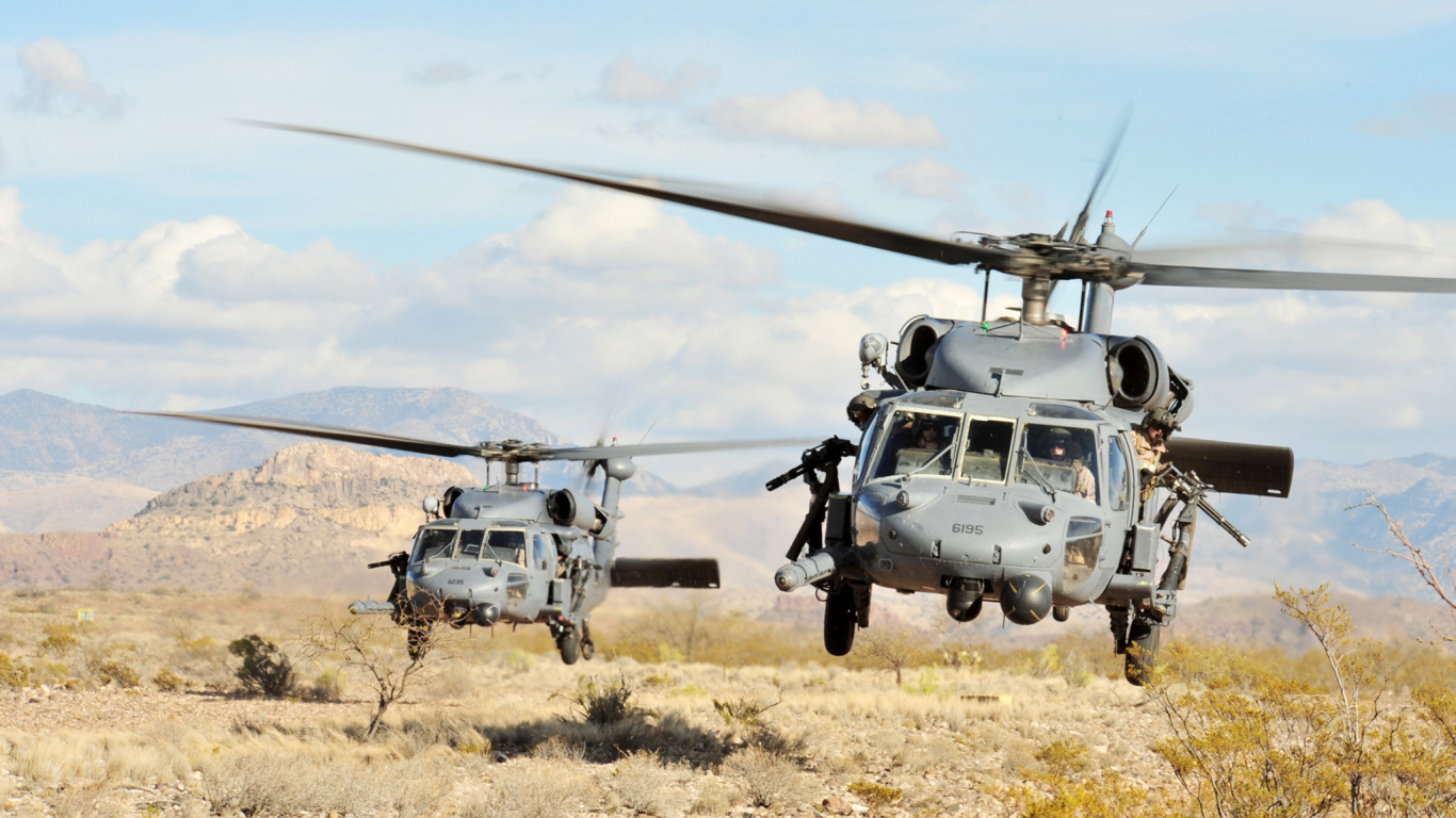 Обои военный вертолет, самолеты Сикорского, винтокрылая машина, винтокрыл, черный ястреб в разрешении 1366x768