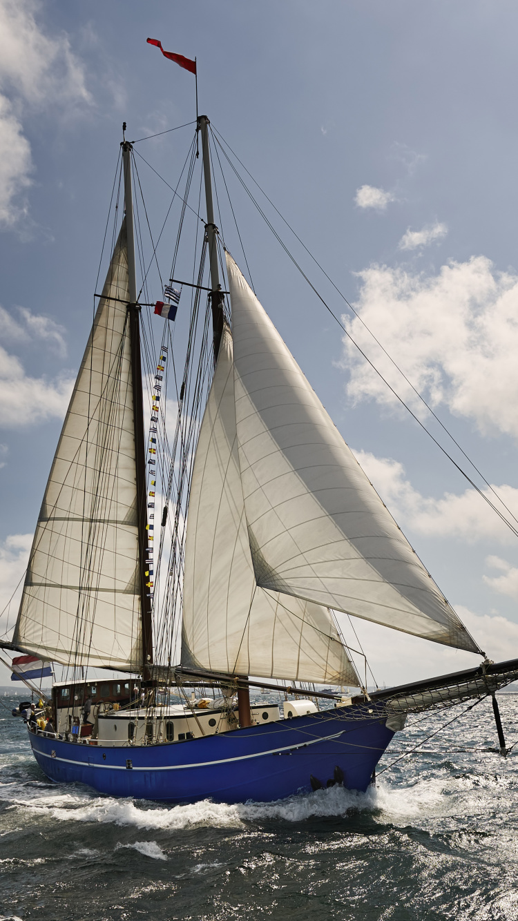 Обои яхта, перевозка воды, мореплавание, парусник, лодка в разрешении 750x1334