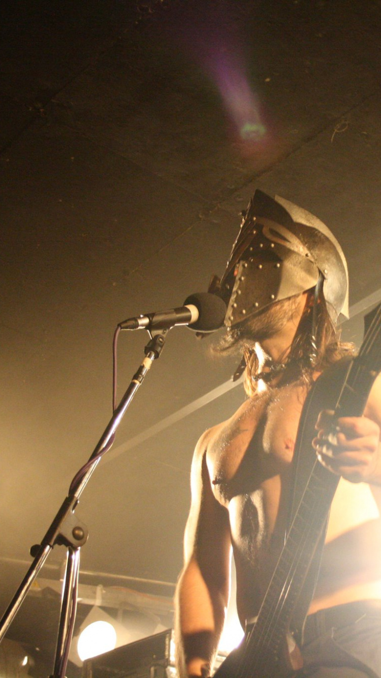 Обои тяжелый металл, гитара, концерт, Дэт-метал, музыкант в разрешении 750x1334