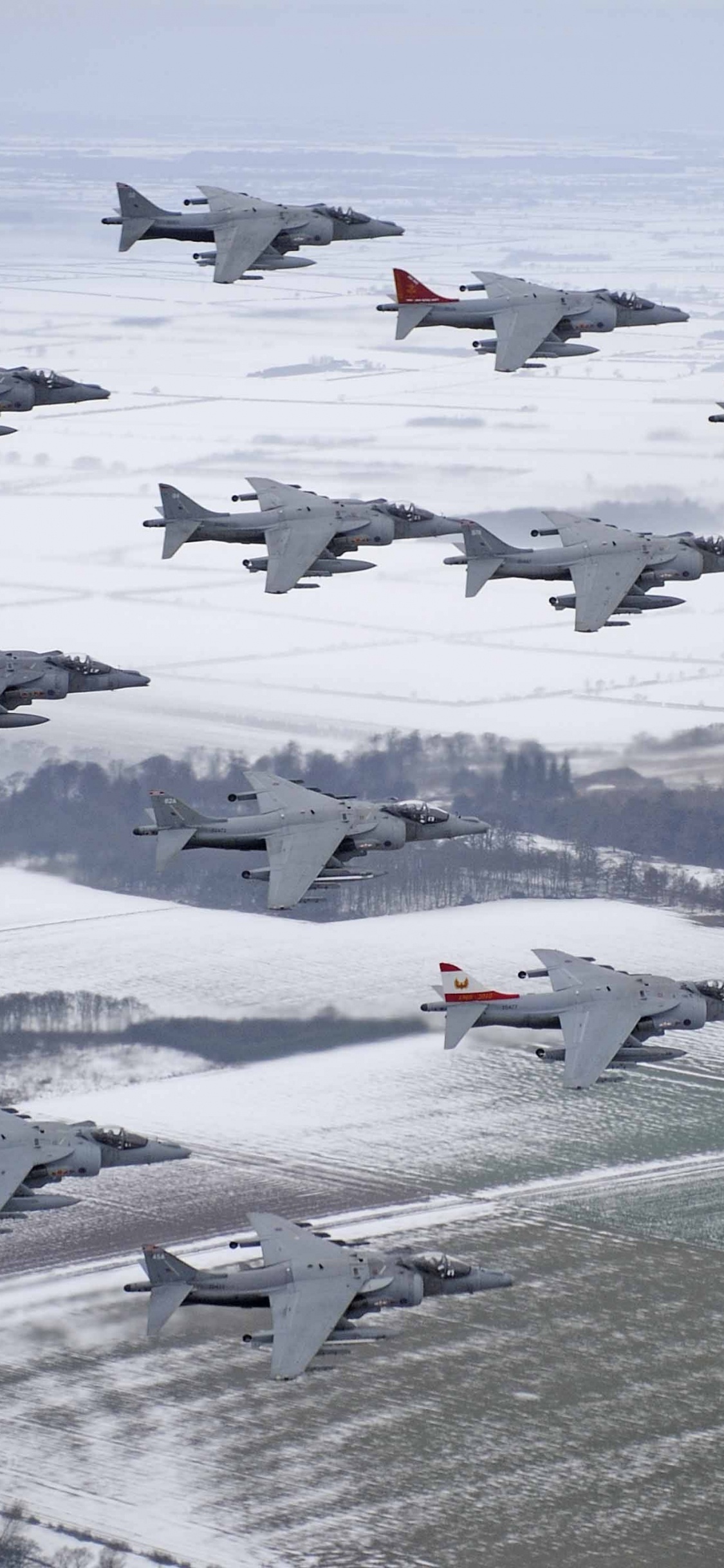 Обои Хоукер Сиддли Харриер, McDonnell Douglas AV-8B Harrier II, самолеты, реактивный самолет, военный самолет в разрешении 1125x2436