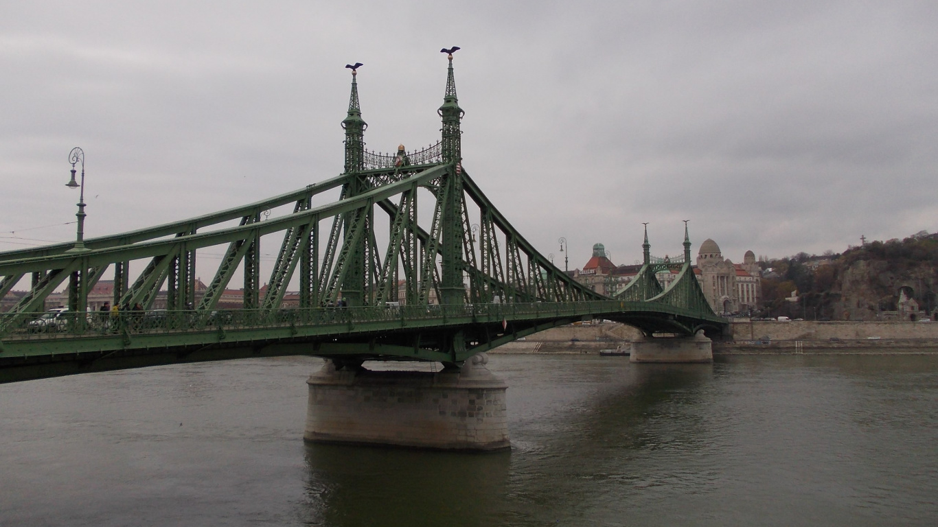 Обои мост, подвесной мост, реки, консольный мост, extradosed мост в разрешении 1366x768