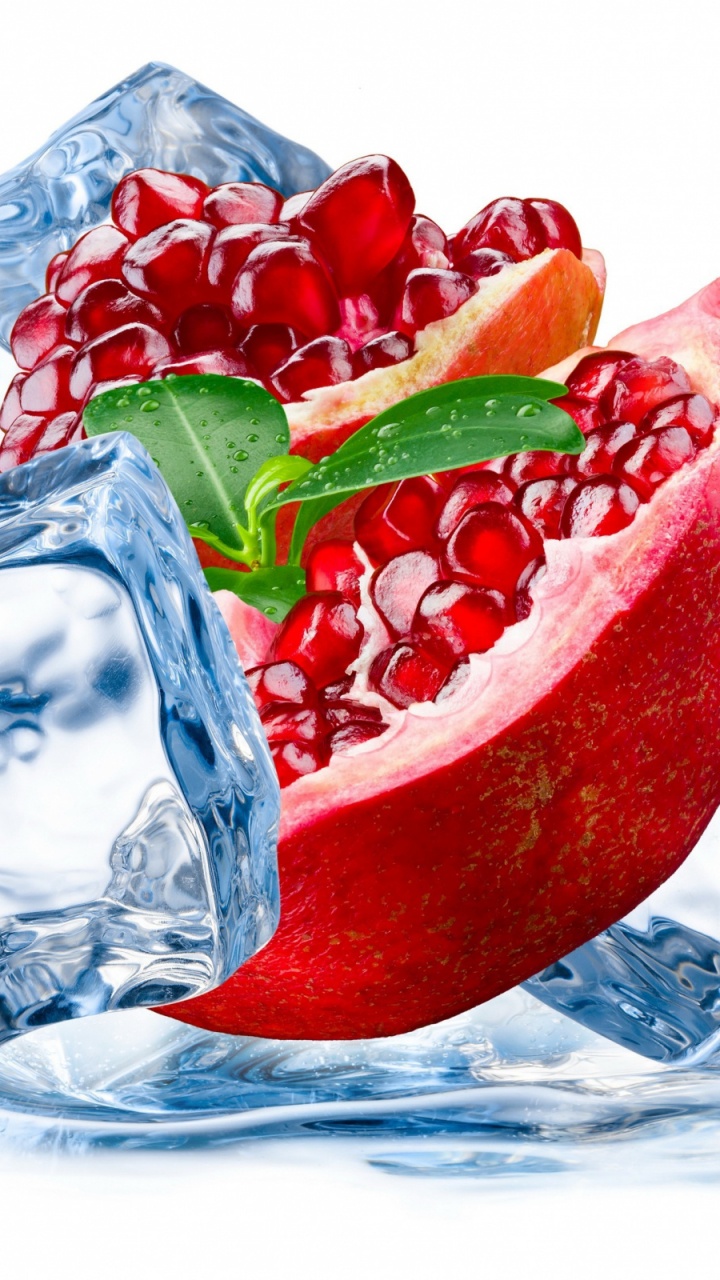 Обои ледяной гранат, мороженое, лед, кубик льда, гранат в разрешении 720x1280